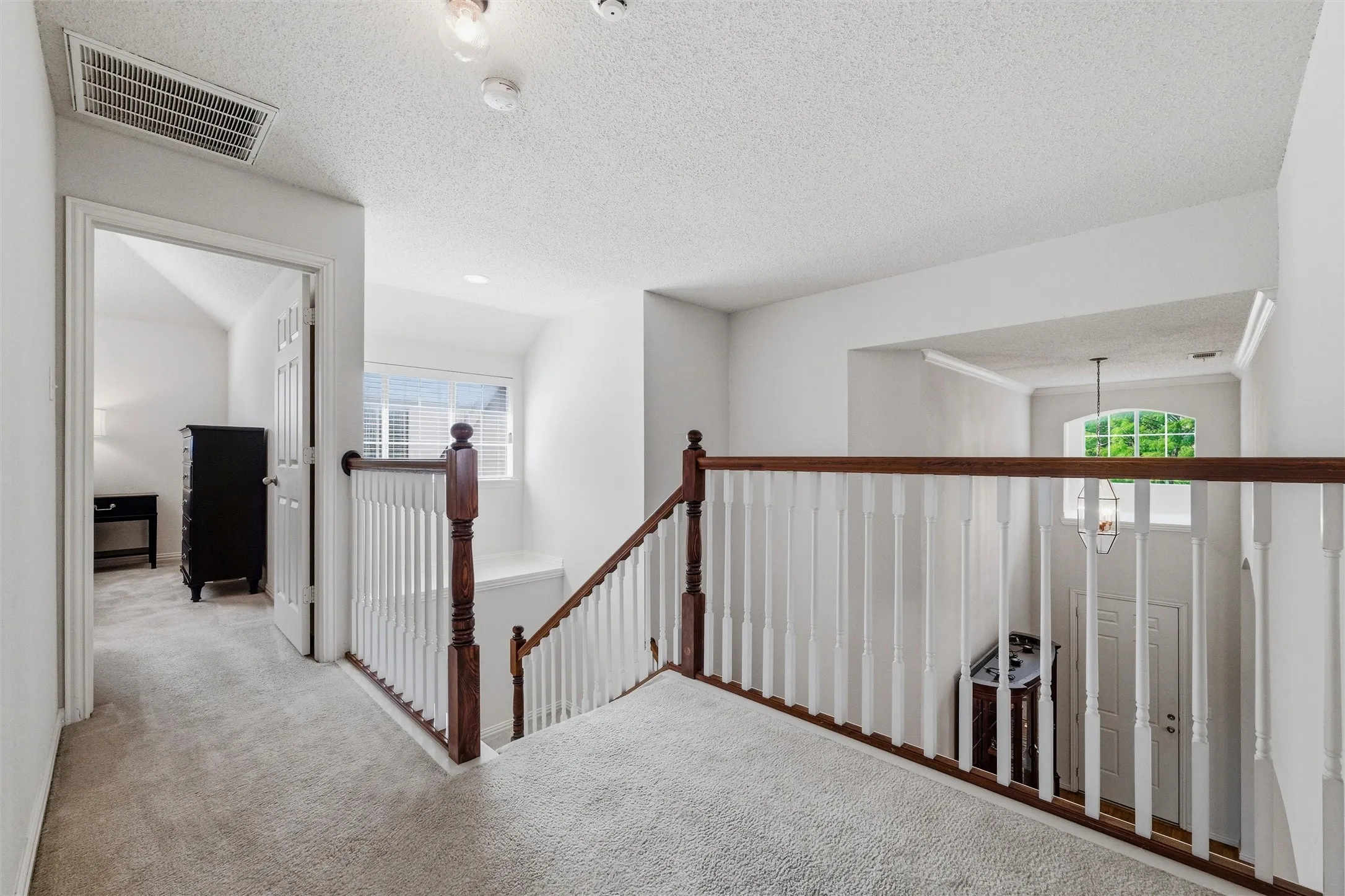 Single Family Residence For Sale in Tarrant County , 4541 Marguerite Lane, Fort Worth, Texas 76123, 4 Bedroom, 4 Bathroom, 2 Garage spaces, 3,027 Sqft, built in 2003, mls#21320002, Real Estate Agent in Fort Worth, Homes For Sale in Tarrant county, Homes For Sale in Fort Worth, Realtor in Fort Worth Texas, Real Estate Brokerage Independent Realty Texas, Luminita Cordes Realtor