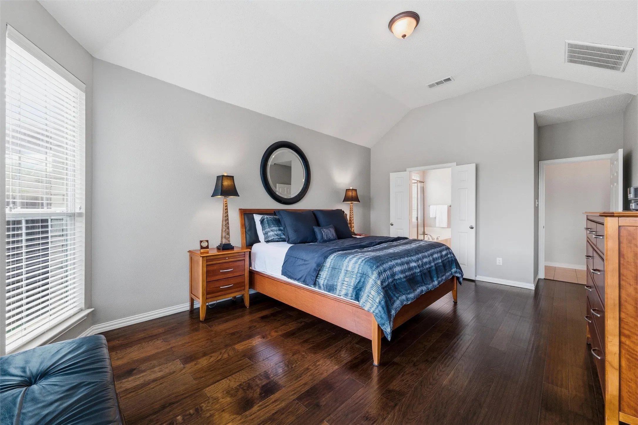 Single Family Residence For Sale in Tarrant County , 4541 Marguerite Lane, Fort Worth, Texas 76123, 4 Bedroom, 4 Bathroom, 2 Garage spaces, 3,027 Sqft, built in 2003, mls#21320002, Real Estate Agent in Fort Worth, Homes For Sale in Tarrant county, Homes For Sale in Fort Worth, Realtor in Fort Worth Texas, Real Estate Brokerage Independent Realty Texas, Luminita Cordes Realtor