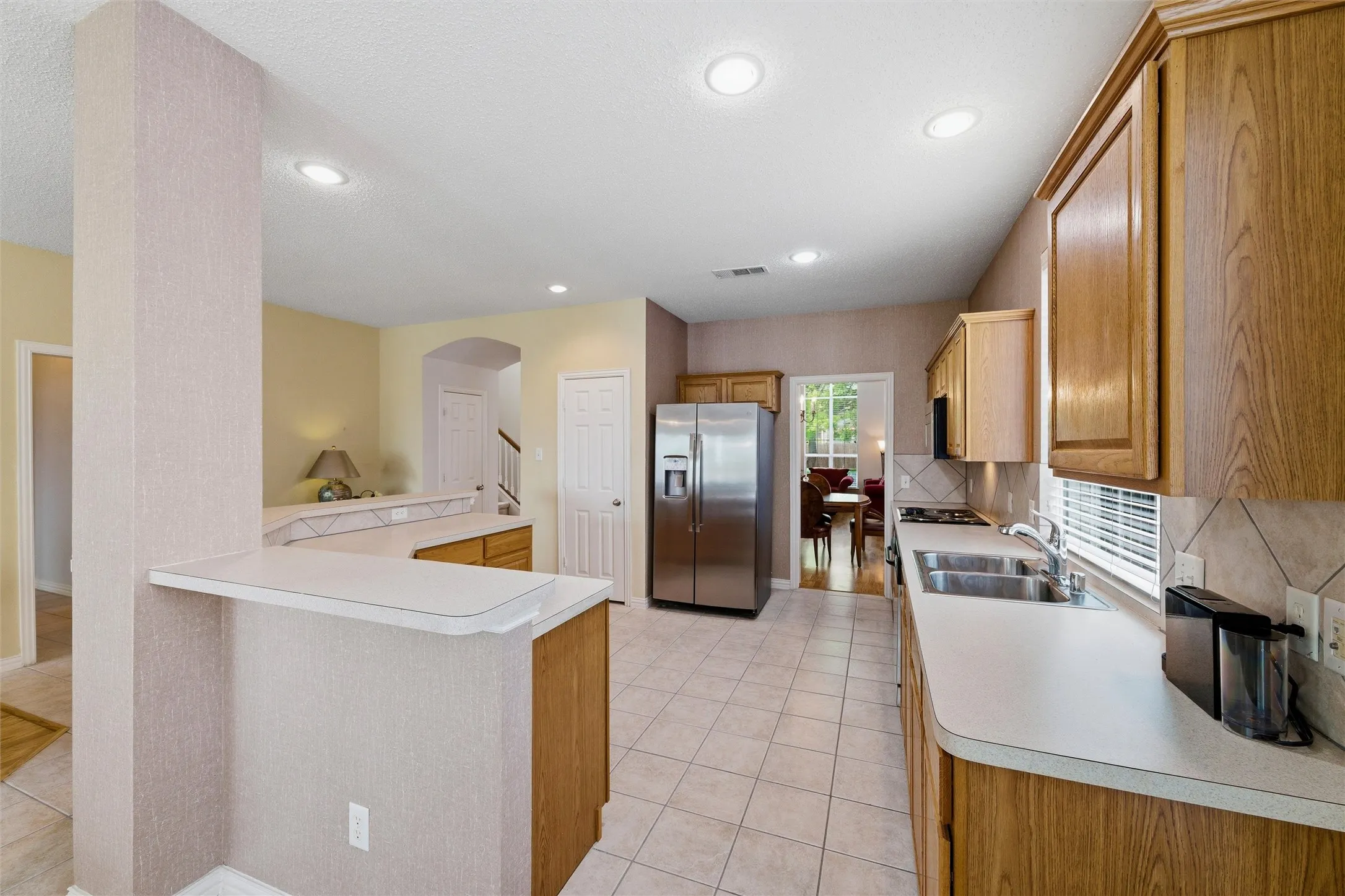 Single Family Residence For Sale in Tarrant County , 4541 Marguerite Lane, Fort Worth, Texas 76123, 4 Bedroom, 4 Bathroom, 2 Garage spaces, 3,027 Sqft, built in 2003, mls#21320002, Real Estate Agent in Fort Worth, Homes For Sale in Tarrant county, Homes For Sale in Fort Worth, Realtor in Fort Worth Texas, Real Estate Brokerage Independent Realty Texas, Luminita Cordes Realtor