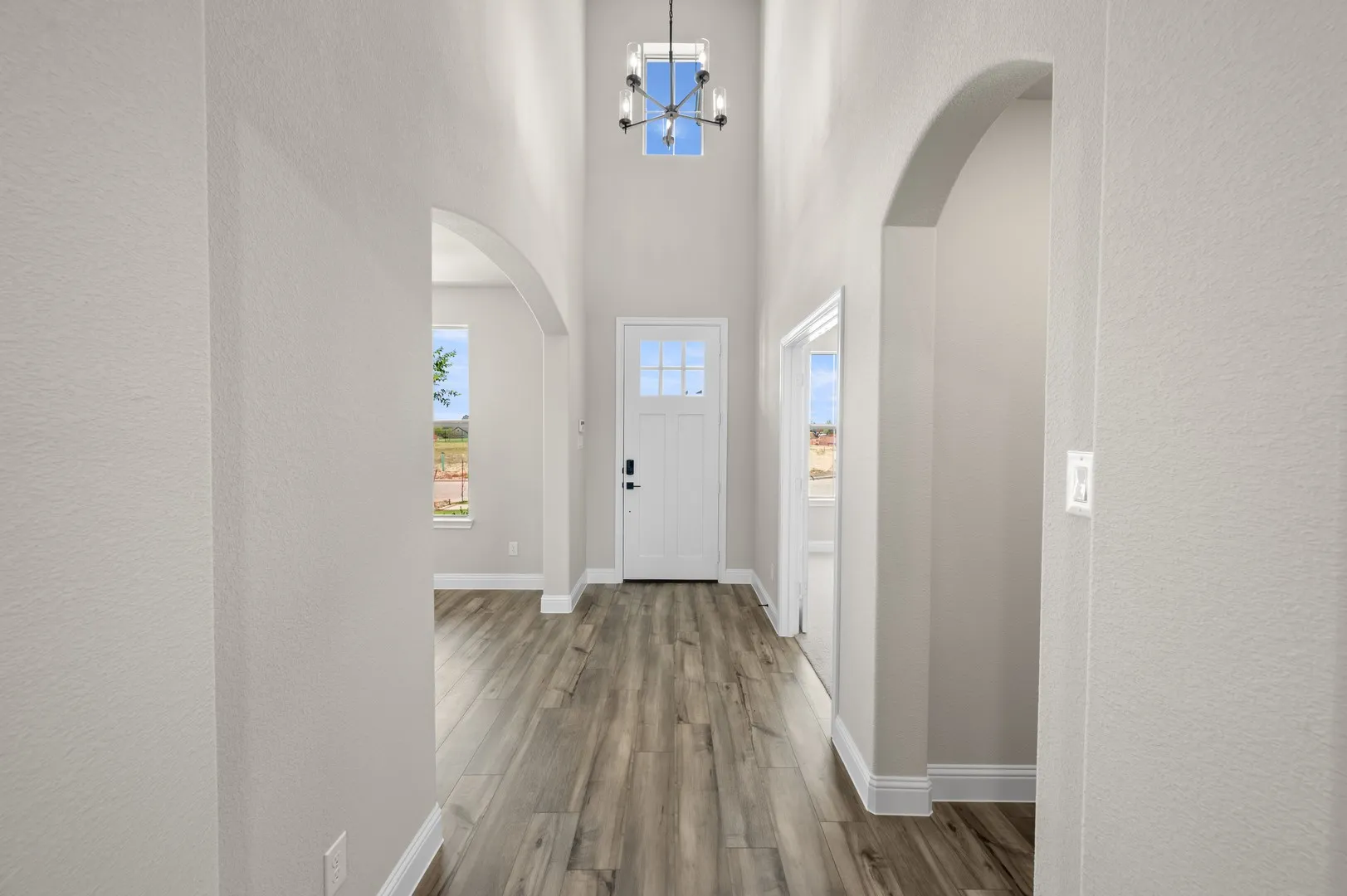 DFW-Redden Farms-Concept 3135-404 Brahman Lane-Entry-Risewell Homes