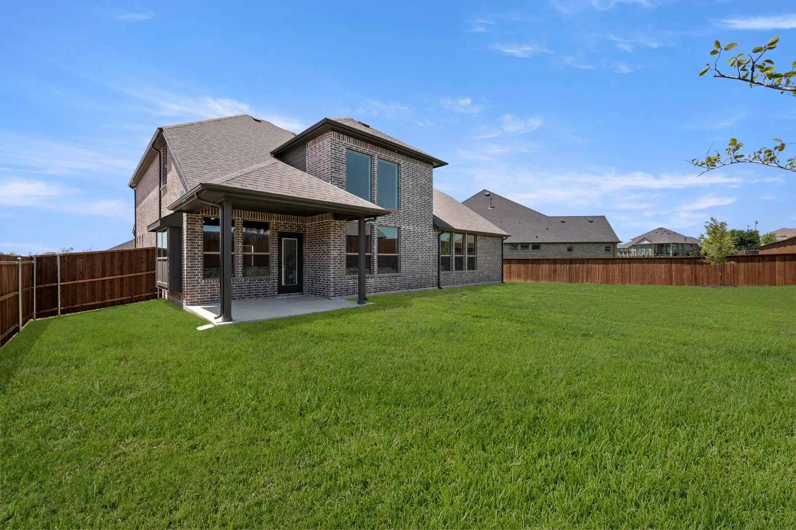 DFW-Redden Farms-Concept 3135-404 Brahman Lane-Back Exterior-Risewell Homes