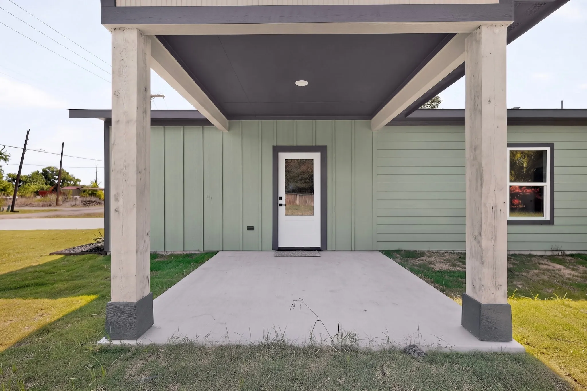 Single Family Residence For Sale in Delta County , 745 W Marshall, Cooper, Texas 75432, 3 Bedroom, 2 Bathroom, 1 Garage spaces, 1,466 Sqft, built in 2026, mls#21320260, Real Estate Agent in Cooper, Homes For Sale in Delta county, Homes For Sale in Cooper, Realtor in Cooper Texas, Real Estate Brokerage Independent Realty Texas, Luminita Cordes Realtor