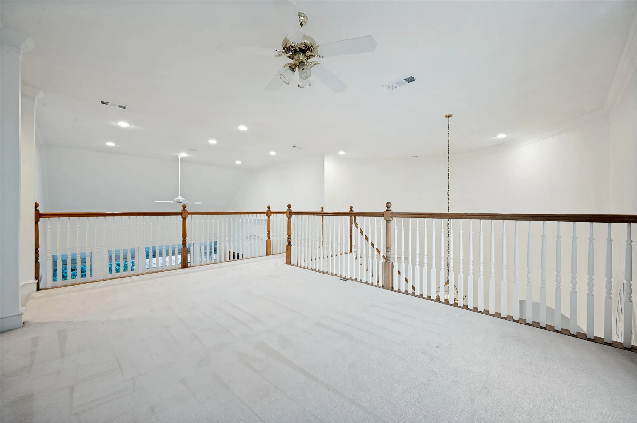 Single Family Residence For Sale in Collin County , 17919 Castle Bend Drive, Dallas, Texas 75287, 4 Bedrooms, 4 Bathrooms, 3 Garage spaces, 4,209 Sqft, built in 1993, Price $1,100,000, mls#21319839, Real Estate Agent in Dallas, Homes For Sale in Collin county, Homes For Sale in Dallas, Realtor in Dallas Texas, Real Estate Brokerage Independent Realty Texas, Luminita Cordes Realtor