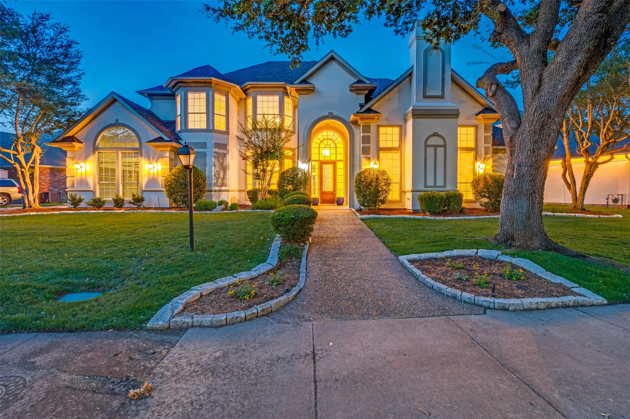 Single Family Residence For Sale in Collin County , 17919 Castle Bend Drive, Dallas, Texas 75287, 4 Bedrooms, 4 Bathrooms, 3 Garage spaces, 4,209 Sqft, built in 1993, Price $1,100,000, mls#21319839, Real Estate Agent in Dallas, Homes For Sale in Collin county, Homes For Sale in Dallas, Realtor in Dallas Texas, Real Estate Brokerage Independent Realty Texas, Luminita Cordes Realtor