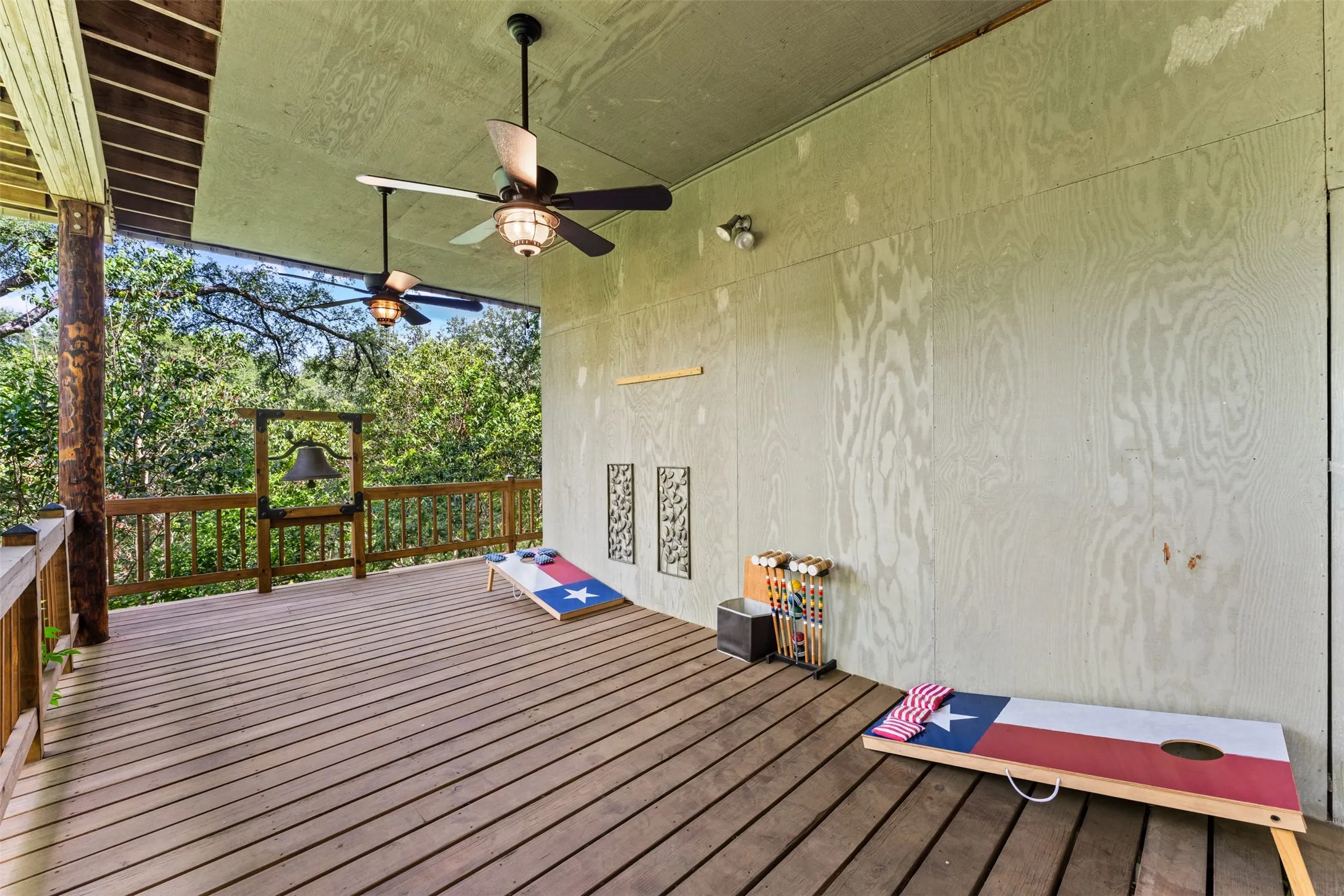 Single Family Residence For Sale in Mc Lennan County , 3020 N 43rd Street, Waco, Texas 76710, 3 Bedroom, 2 Bathroom, 2 Garage spaces, 2,104 Sqft, built in 1978, mls#21320164, Real Estate Agent in Waco, Homes For Sale in Mc Lennan county, Homes For Sale in Waco, Realtor in Waco Texas, Real Estate Brokerage Independent Realty Texas, Luminita Cordes Realtor