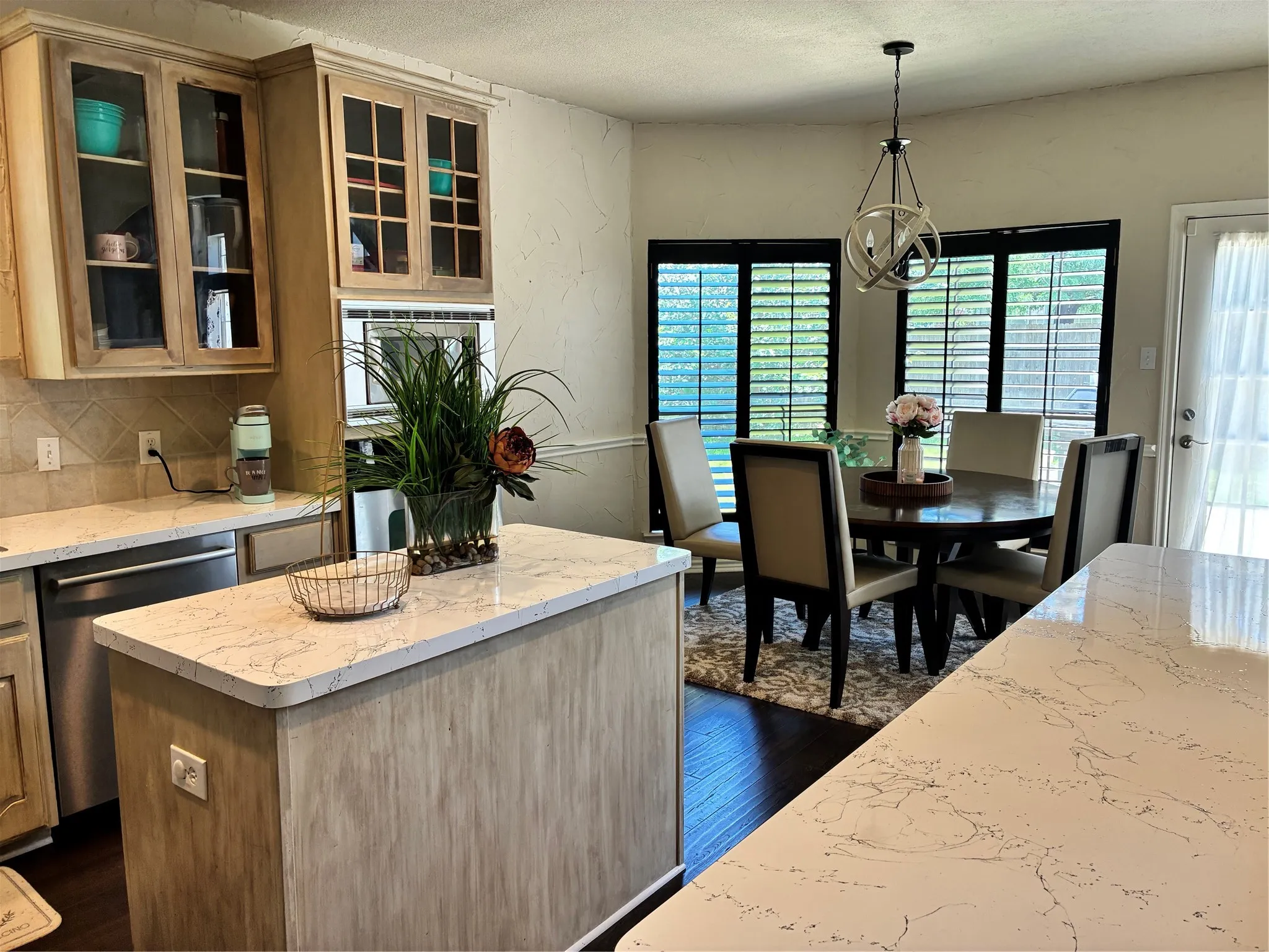 Single Family Residence For Sale in Tarrant County , 5220 Selago Drive, Fort Worth, Texas 76244, 5 Bedrooms, 4 Bathrooms, 2 Garage spaces, 3,207 Sqft, built in 2001, Price $579,000, mls#21320315, Real Estate Agent in Fort Worth, Homes For Sale in Tarrant county, Homes For Sale in Fort Worth, Realtor in Fort Worth Texas, Real Estate Brokerage Independent Realty Texas, Luminita Cordes Realtor