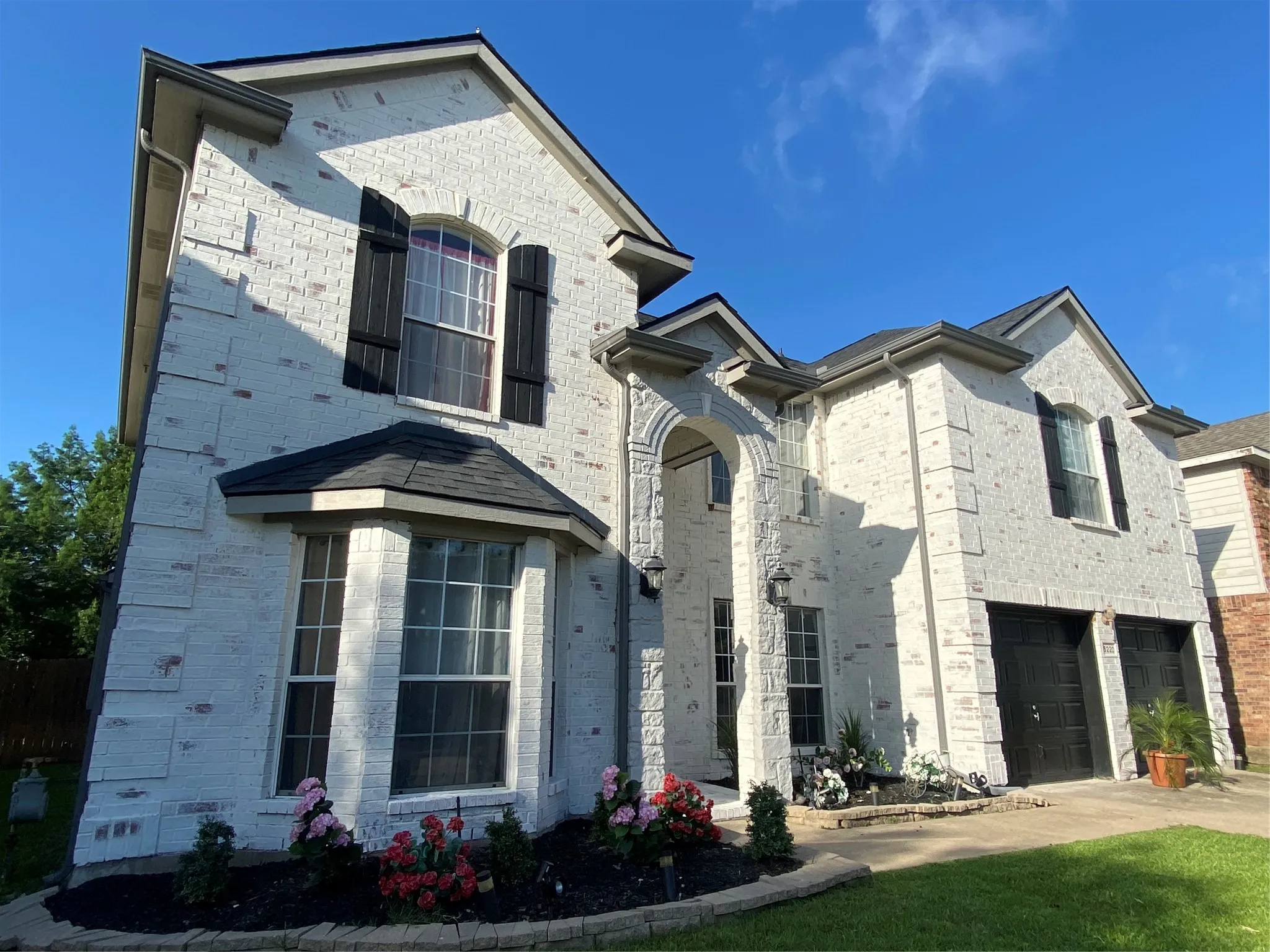 Single Family Residence For Sale in Tarrant County , 5220 Selago Drive, Fort Worth, Texas 76244, 5 Bedrooms, 4 Bathrooms, 2 Garage spaces, 3,207 Sqft, built in 2001, Price $579,000, mls#21320315, Real Estate Agent in Fort Worth, Homes For Sale in Tarrant county, Homes For Sale in Fort Worth, Realtor in Fort Worth Texas, Real Estate Brokerage Independent Realty Texas, Luminita Cordes Realtor