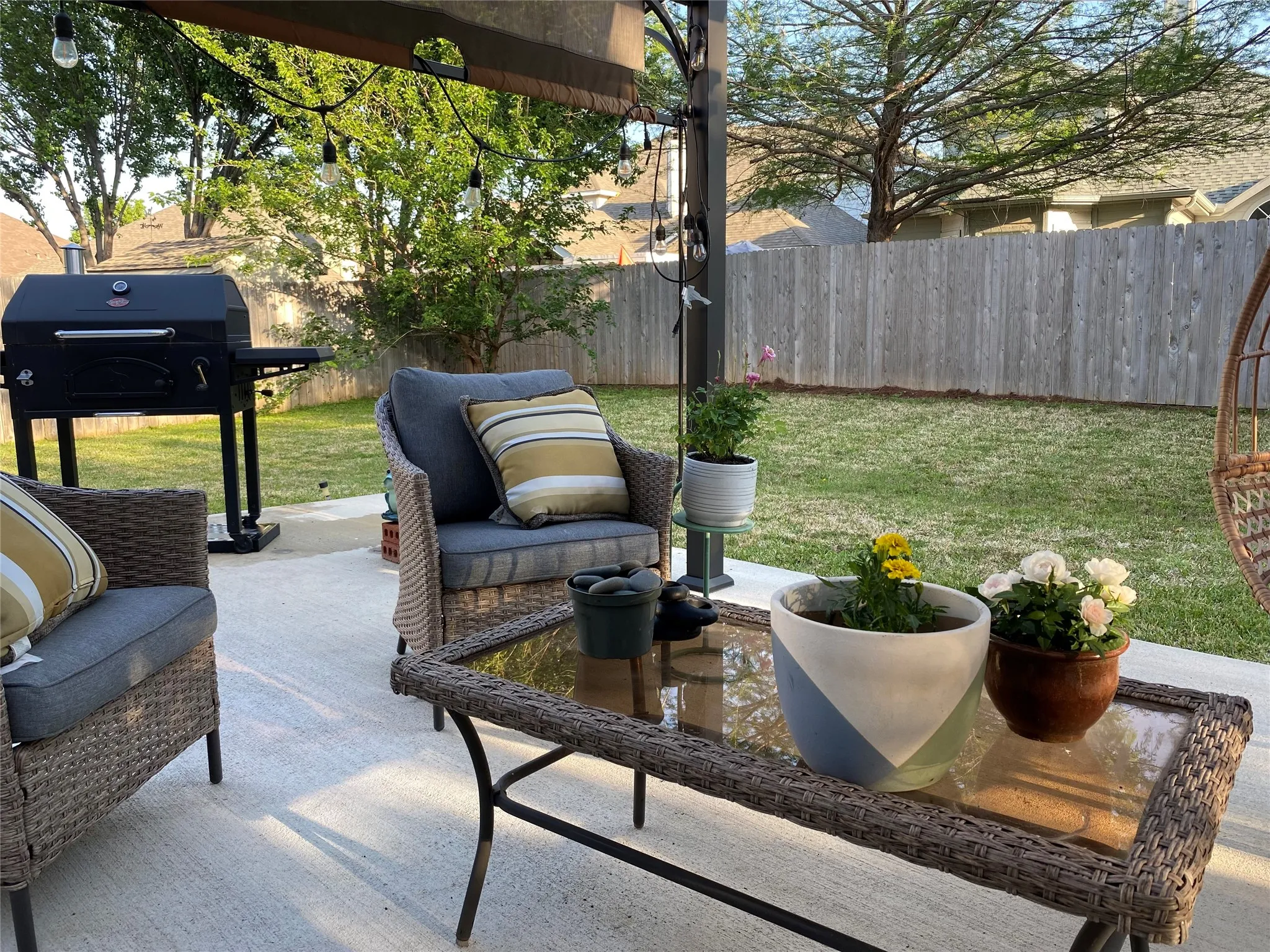 Single Family Residence For Sale in Tarrant County , 5220 Selago Drive, Fort Worth, Texas 76244, 5 Bedrooms, 4 Bathrooms, 2 Garage spaces, 3,207 Sqft, built in 2001, Price $579,000, mls#21320315, Real Estate Agent in Fort Worth, Homes For Sale in Tarrant county, Homes For Sale in Fort Worth, Realtor in Fort Worth Texas, Real Estate Brokerage Independent Realty Texas, Luminita Cordes Realtor