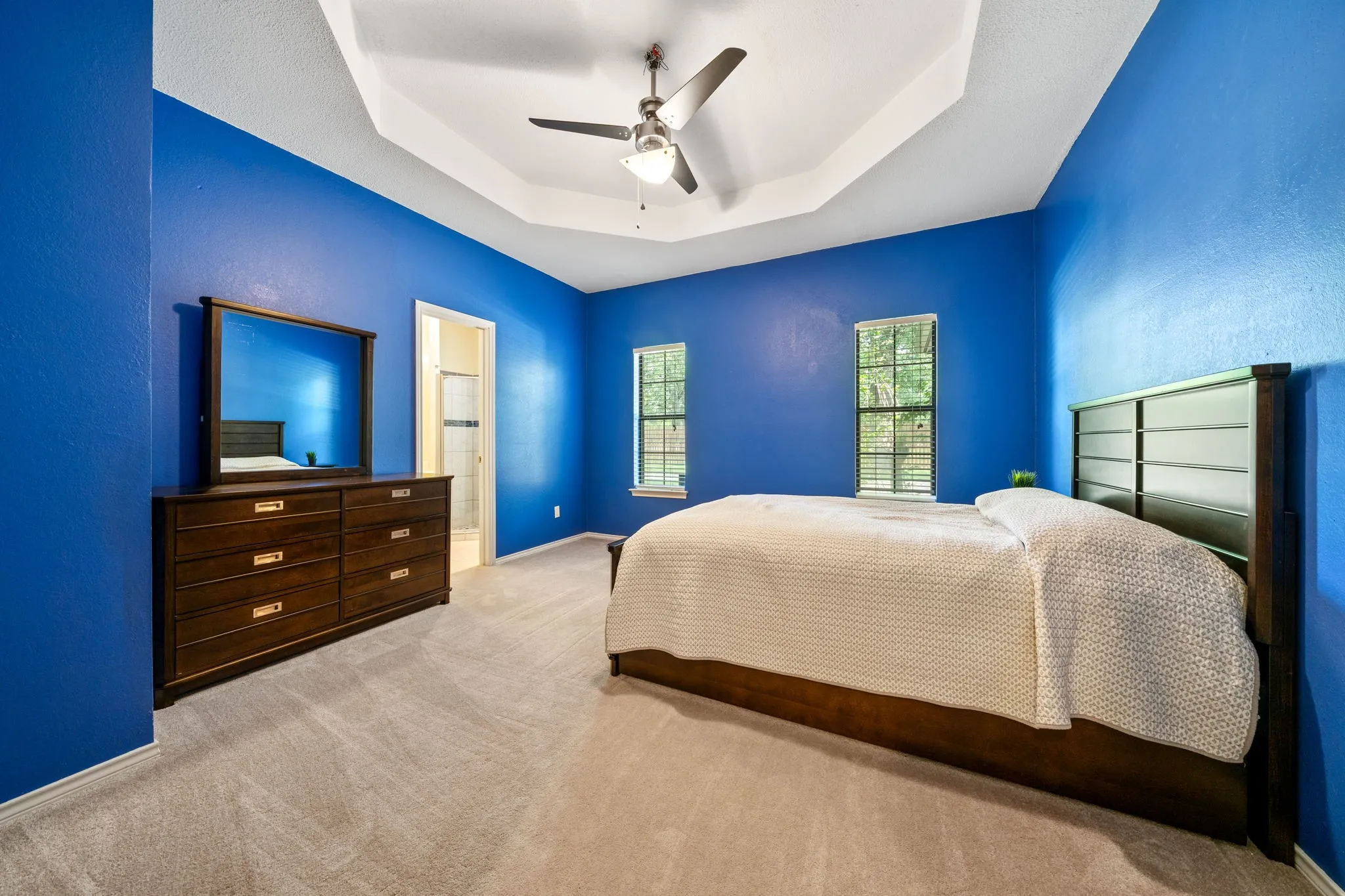 Single Family Residence For Sale in Hunt County , 1023 County Road 3310, Greenville, Texas 75402, 3 Bedroom, 4 Bathroom, 5 Garage spaces, 3,138 Sqft, built in 1987, mls#21316941, Real Estate Agent in Greenville, Homes For Sale in Hunt county, Homes For Sale in Greenville, Realtor in Greenville Texas, Real Estate Brokerage Independent Realty Texas, Luminita Cordes Realtor