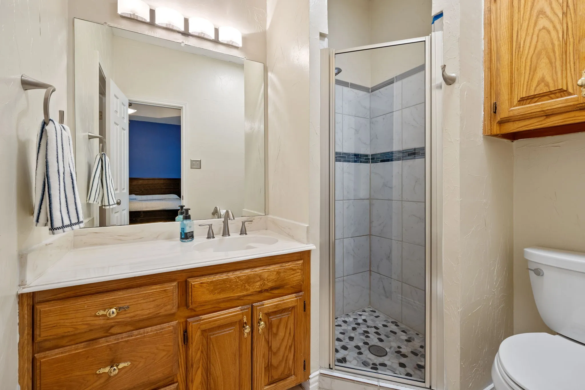 Single Family Residence For Sale in Hunt County , 1023 County Road 3310, Greenville, Texas 75402, 3 Bedroom, 4 Bathroom, 5 Garage spaces, 3,138 Sqft, built in 1987, mls#21316941, Real Estate Agent in Greenville, Homes For Sale in Hunt county, Homes For Sale in Greenville, Realtor in Greenville Texas, Real Estate Brokerage Independent Realty Texas, Luminita Cordes Realtor