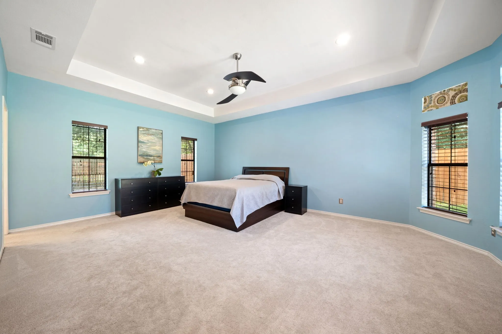 Single Family Residence For Sale in Hunt County , 1023 County Road 3310, Greenville, Texas 75402, 3 Bedroom, 4 Bathroom, 5 Garage spaces, 3,138 Sqft, built in 1987, mls#21316941, Real Estate Agent in Greenville, Homes For Sale in Hunt county, Homes For Sale in Greenville, Realtor in Greenville Texas, Real Estate Brokerage Independent Realty Texas, Luminita Cordes Realtor