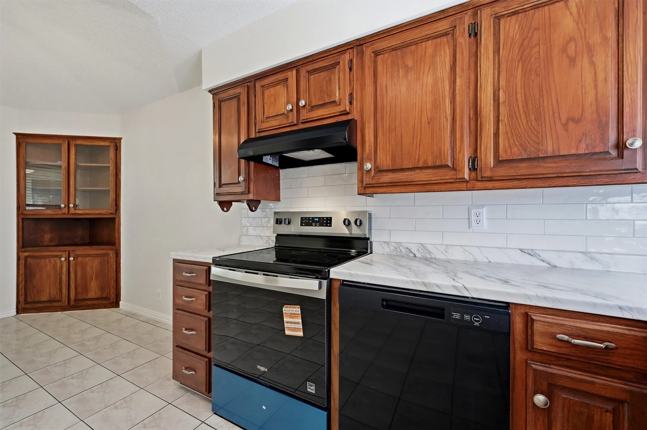 Single Family Residence For Sale in Grayson County , 3110 Normandy Drive, Sherman, Texas 75090, 3 Bedroom, 2 Bathroom, 2 Garage spaces, 1,387 Sqft, built in 1983, mls#21316509, Real Estate Agent in Sherman, Homes For Sale in Grayson county, Homes For Sale in Sherman, Realtor in Sherman Texas, Real Estate Brokerage Independent Realty Texas, Luminita Cordes Realtor
