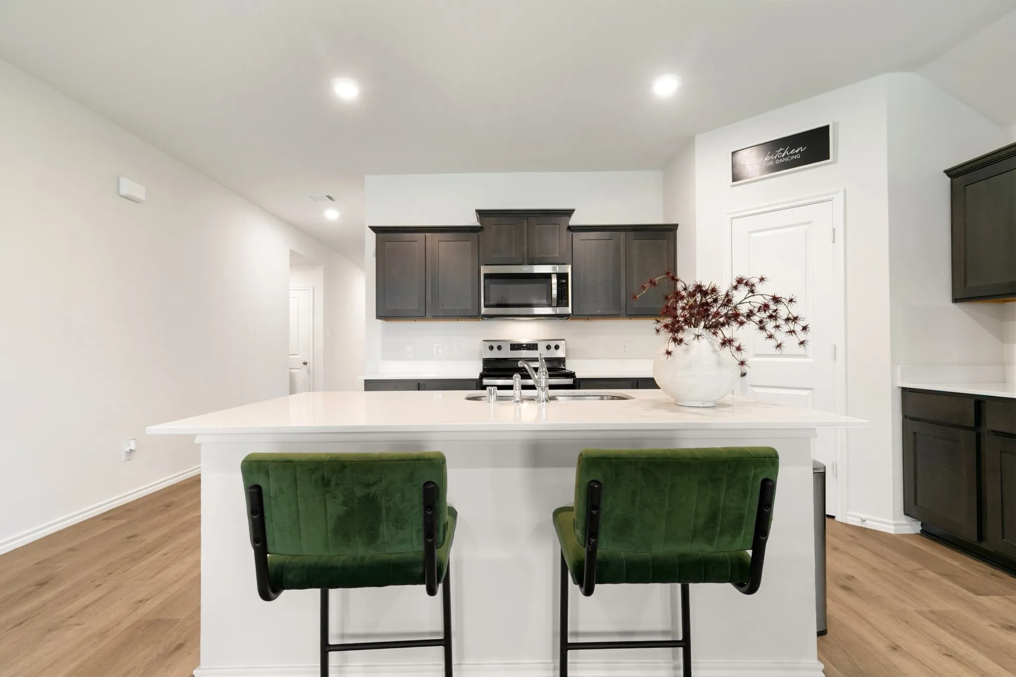 Single Family Residence For Sale in Hunt County , 102 Sunberry Drive, Caddo Mills, Texas 75135, 4 Bedroom, 2 Bathroom, 2 Garage spaces, 1,865 Sqft, built in 2023, mls#21320329, Real Estate Agent in Caddo Mills, Homes For Sale in Hunt county, Homes For Sale in Caddo Mills, Realtor in Caddo Mills Texas, Real Estate Brokerage Independent Realty Texas, Luminita Cordes Realtor