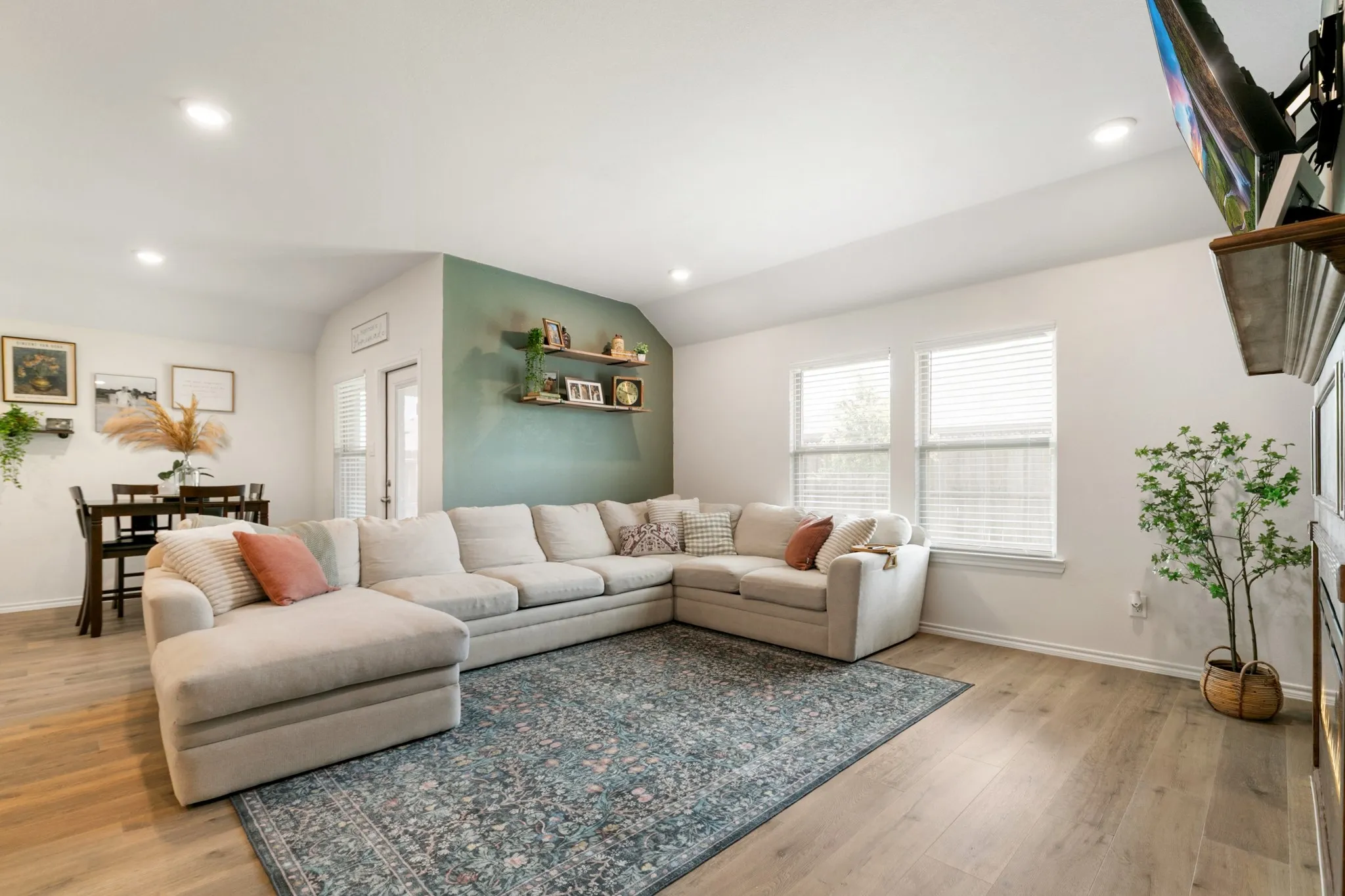 Single Family Residence For Sale in Hunt County , 102 Sunberry Drive, Caddo Mills, Texas 75135, 4 Bedroom, 2 Bathroom, 2 Garage spaces, 1,865 Sqft, built in 2023, mls#21320329, Real Estate Agent in Caddo Mills, Homes For Sale in Hunt county, Homes For Sale in Caddo Mills, Realtor in Caddo Mills Texas, Real Estate Brokerage Independent Realty Texas, Luminita Cordes Realtor