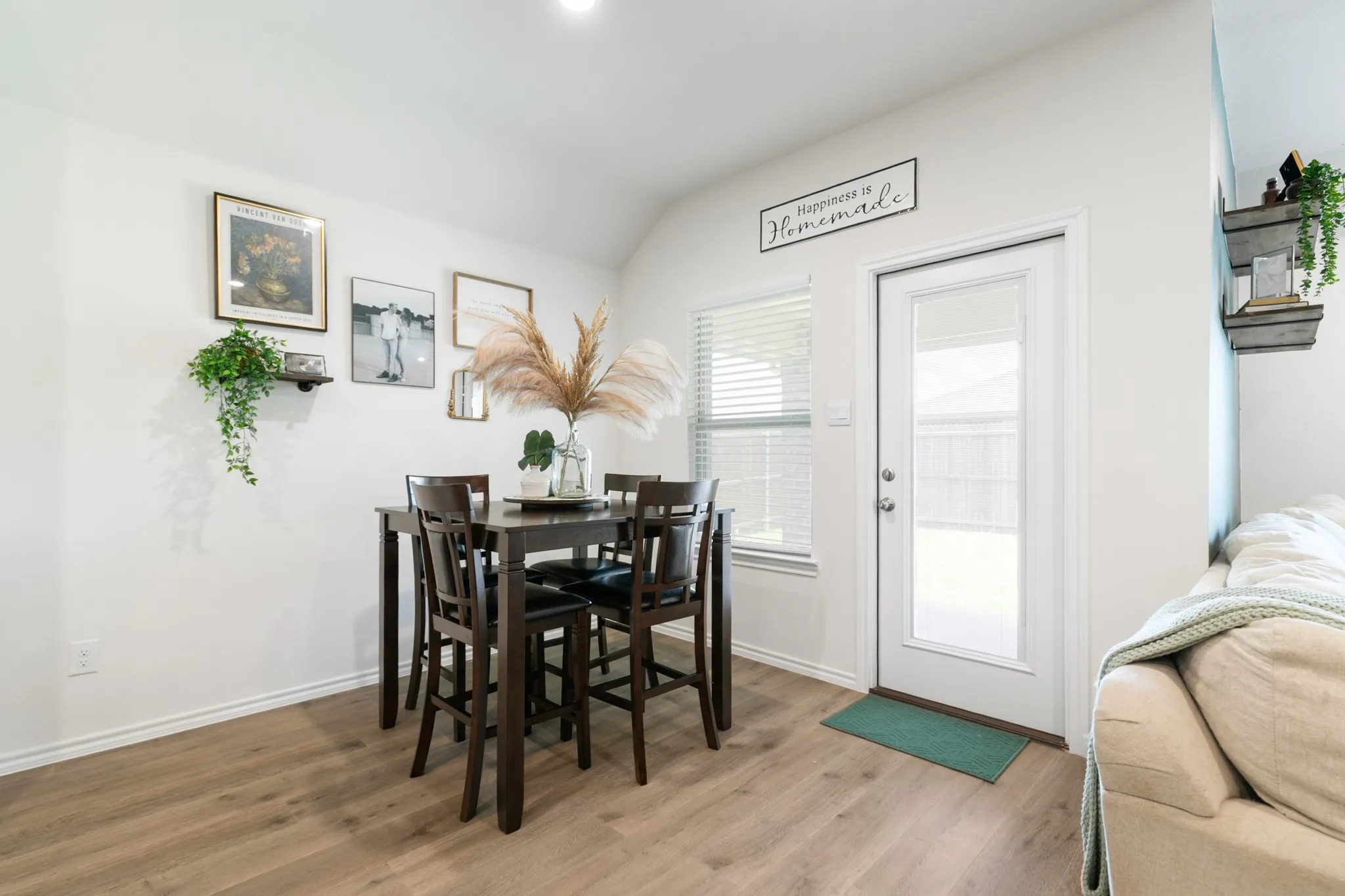 Single Family Residence For Sale in Hunt County , 102 Sunberry Drive, Caddo Mills, Texas 75135, 4 Bedroom, 2 Bathroom, 2 Garage spaces, 1,865 Sqft, built in 2023, mls#21320329, Real Estate Agent in Caddo Mills, Homes For Sale in Hunt county, Homes For Sale in Caddo Mills, Realtor in Caddo Mills Texas, Real Estate Brokerage Independent Realty Texas, Luminita Cordes Realtor