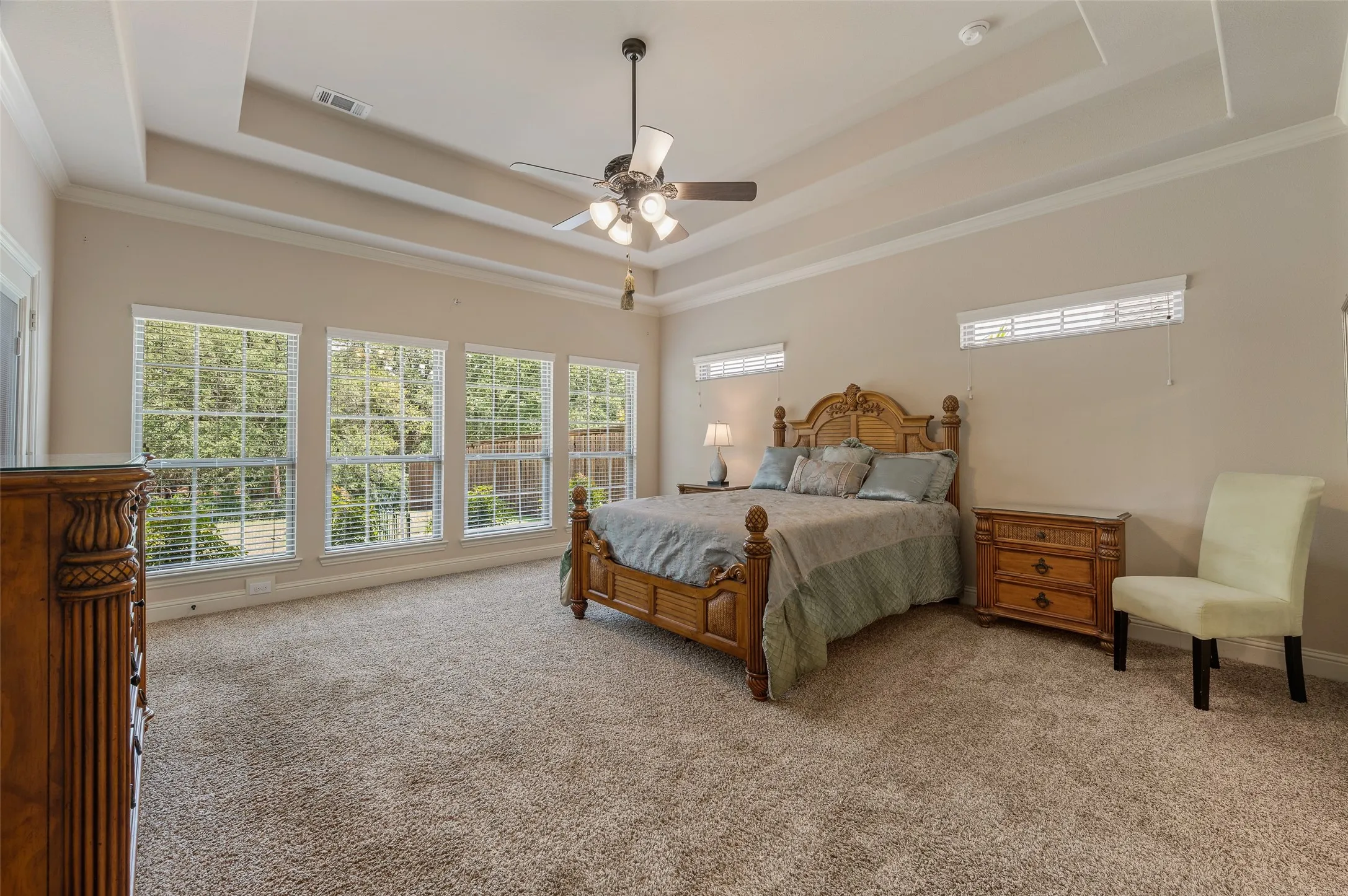 Single Family Residence For Sale in Denton County , 508 Ambergate Drive, Shady Shores, Texas 76208, 4 Bedroom, 4 Bathroom, 3 Garage spaces, 3,152 Sqft, built in 2019, mls#21318971, Real Estate Agent in Shady Shores, Homes For Sale in Denton county, Homes For Sale in Shady Shores, Realtor in Shady Shores Texas, Real Estate Brokerage Independent Realty Texas, Luminita Cordes Realtor