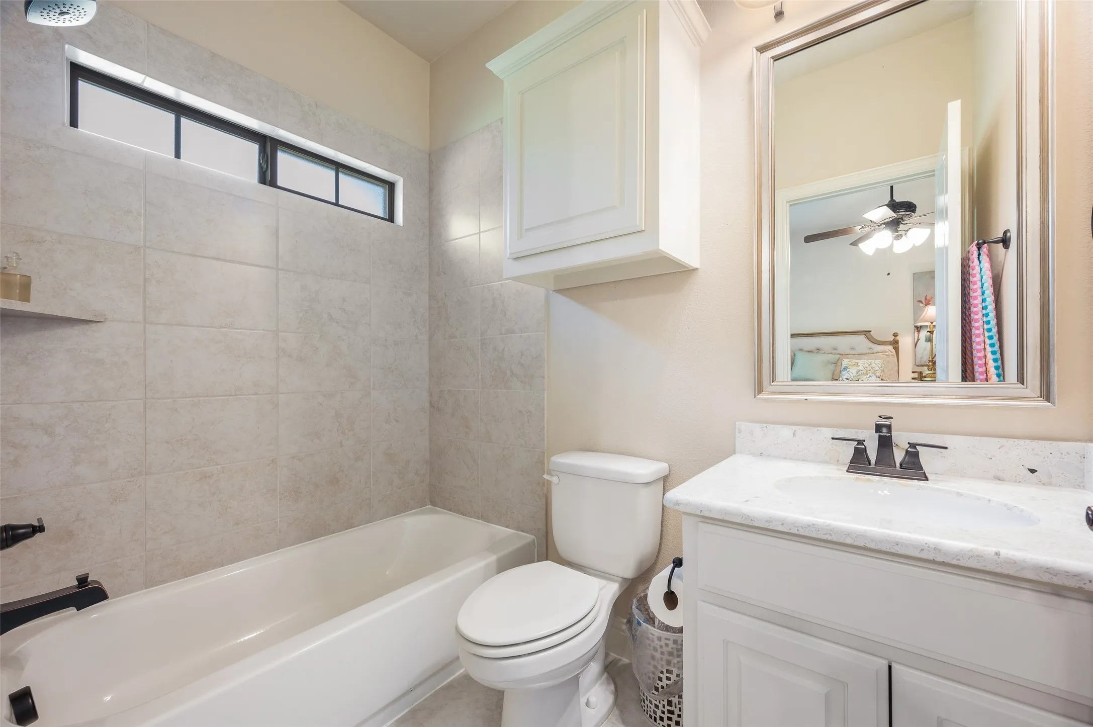 Single Family Residence For Sale in Denton County , 508 Ambergate Drive, Shady Shores, Texas 76208, 4 Bedroom, 4 Bathroom, 3 Garage spaces, 3,152 Sqft, built in 2019, mls#21318971, Real Estate Agent in Shady Shores, Homes For Sale in Denton county, Homes For Sale in Shady Shores, Realtor in Shady Shores Texas, Real Estate Brokerage Independent Realty Texas, Luminita Cordes Realtor