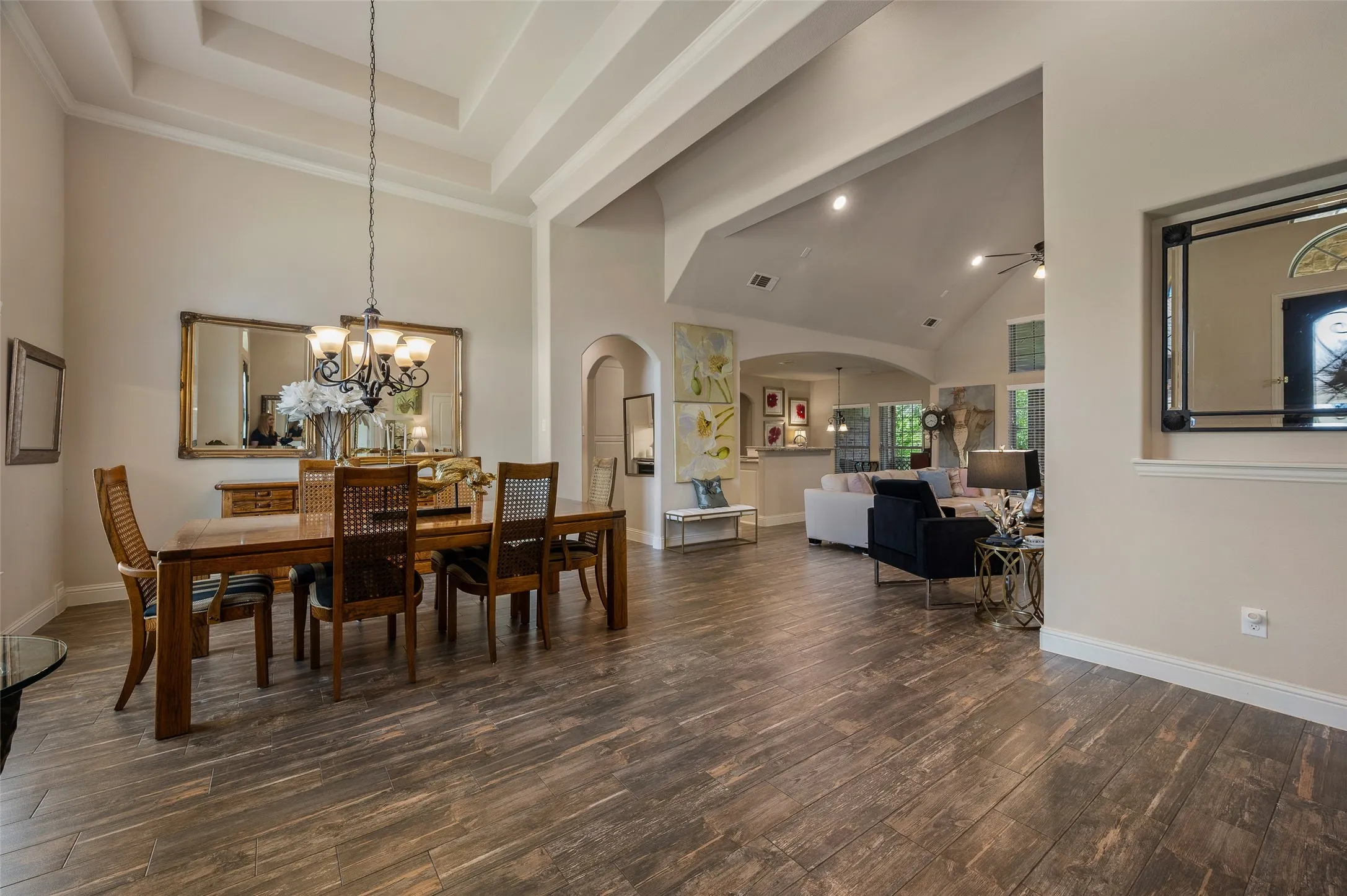 Single Family Residence For Sale in Denton County , 508 Ambergate Drive, Shady Shores, Texas 76208, 4 Bedroom, 4 Bathroom, 3 Garage spaces, 3,152 Sqft, built in 2019, mls#21318971, Real Estate Agent in Shady Shores, Homes For Sale in Denton county, Homes For Sale in Shady Shores, Realtor in Shady Shores Texas, Real Estate Brokerage Independent Realty Texas, Luminita Cordes Realtor