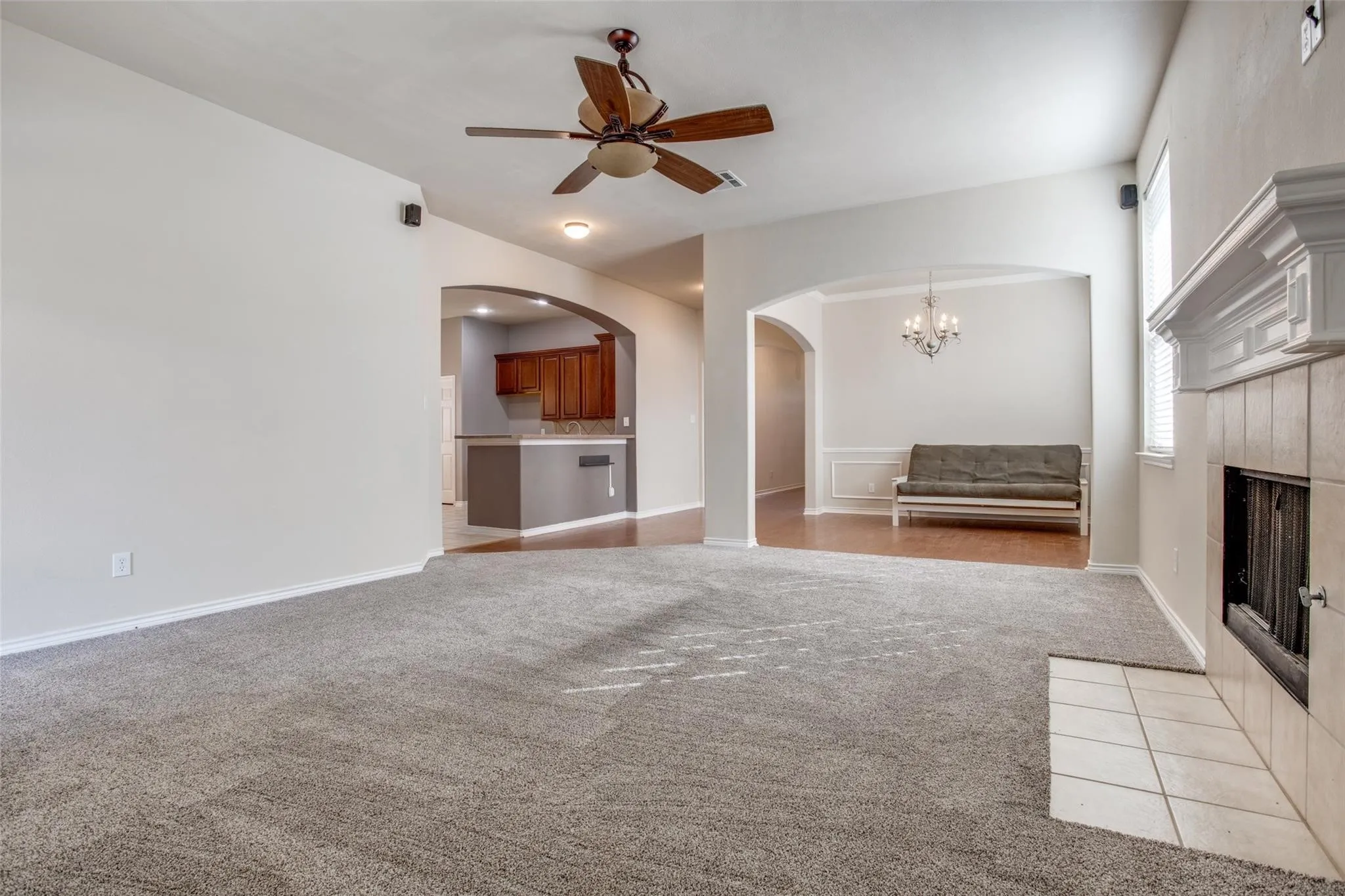 Single Family Residence For Rent in Collin County , 1627 Summerfield Drive, Allen, Texas 75002, 4 Bedroom, 2 Bathroom, 2 Garage spaces, 2,124 Sqft, built in 2005, mls#21320336, Real Estate Agent in Allen, Homes For Rent in Collin county, Homes For Rent in Allen, Realtor in Allen Texas, Real Estate Brokerage Independent Realty Texas, Luminita Cordes Realtor