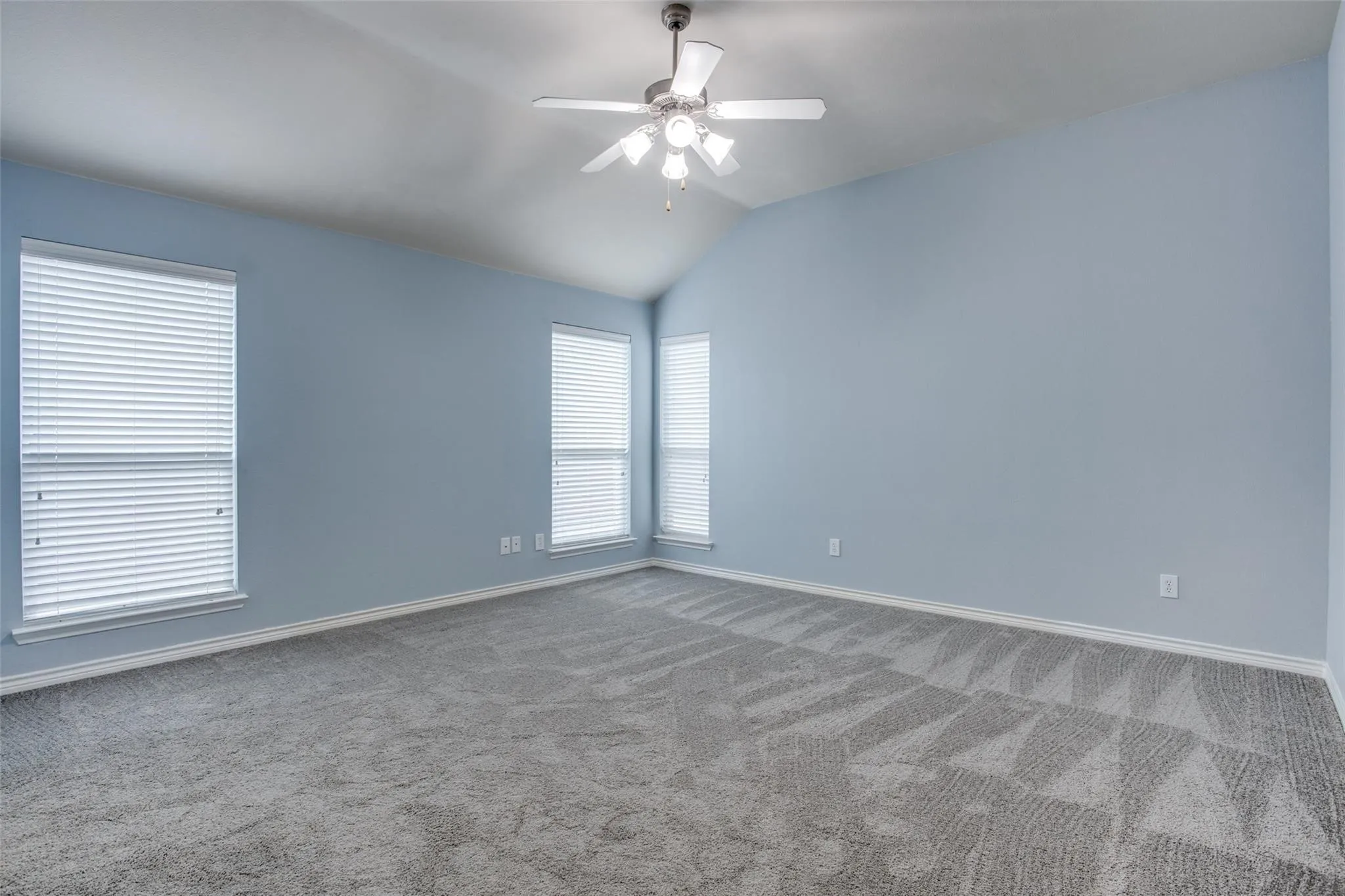 Single Family Residence For Rent in Collin County , 1627 Summerfield Drive, Allen, Texas 75002, 4 Bedroom, 2 Bathroom, 2 Garage spaces, 2,124 Sqft, built in 2005, mls#21320336, Real Estate Agent in Allen, Homes For Rent in Collin county, Homes For Rent in Allen, Realtor in Allen Texas, Real Estate Brokerage Independent Realty Texas, Luminita Cordes Realtor