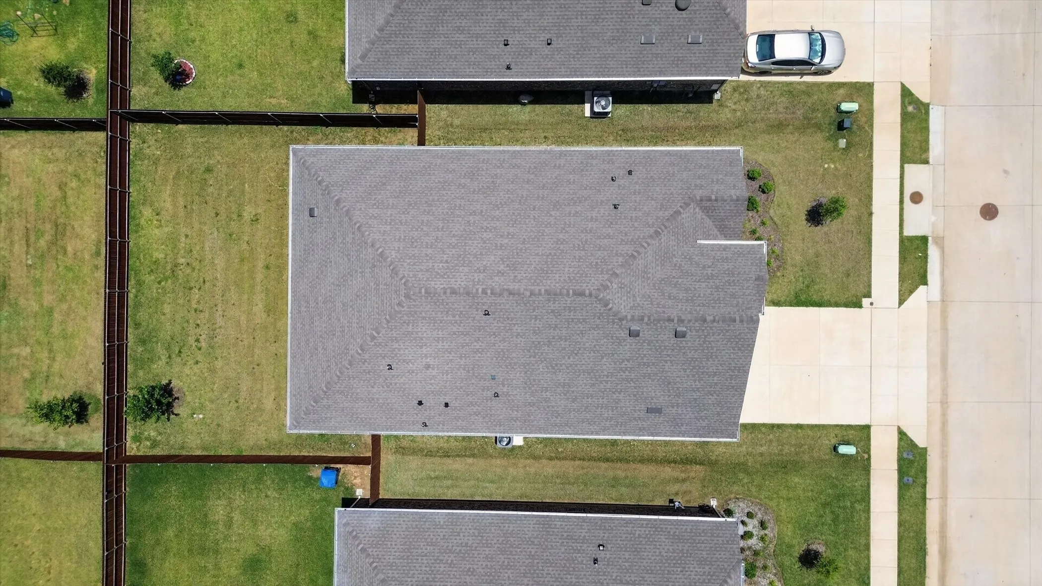 Single Family Residence For Rent in Denton County , 10121 High Grade Drive, Aubrey, Texas 76227, 4 Bedroom, 2 Bathroom, 2 Garage spaces, 2,036 Sqft, built in 2024, mls#21315396, Real Estate Agent in Aubrey, Homes For Rent in Denton county, Homes For Rent in Aubrey, Realtor in Aubrey Texas, Real Estate Brokerage Independent Realty Texas, Luminita Cordes Realtor