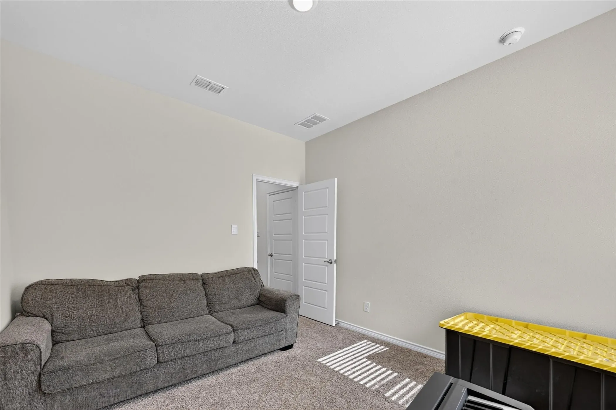 Single Family Residence For Rent in Denton County , 10121 High Grade Drive, Aubrey, Texas 76227, 4 Bedroom, 2 Bathroom, 2 Garage spaces, 2,036 Sqft, built in 2024, mls#21315396, Real Estate Agent in Aubrey, Homes For Rent in Denton county, Homes For Rent in Aubrey, Realtor in Aubrey Texas, Real Estate Brokerage Independent Realty Texas, Luminita Cordes Realtor