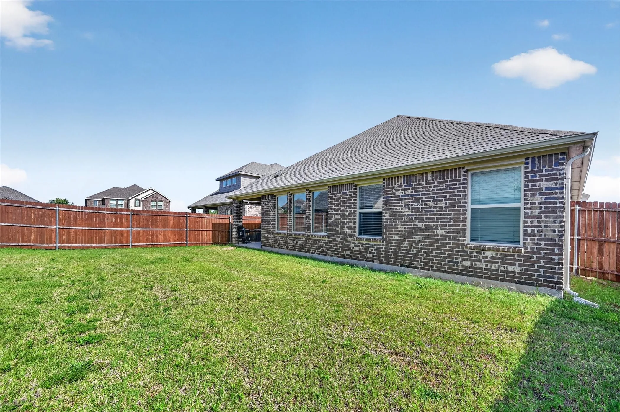 Single Family Residence For Rent in Denton County , 10121 High Grade Drive, Aubrey, Texas 76227, 4 Bedroom, 2 Bathroom, 2 Garage spaces, 2,036 Sqft, built in 2024, mls#21315396, Real Estate Agent in Aubrey, Homes For Rent in Denton county, Homes For Rent in Aubrey, Realtor in Aubrey Texas, Real Estate Brokerage Independent Realty Texas, Luminita Cordes Realtor