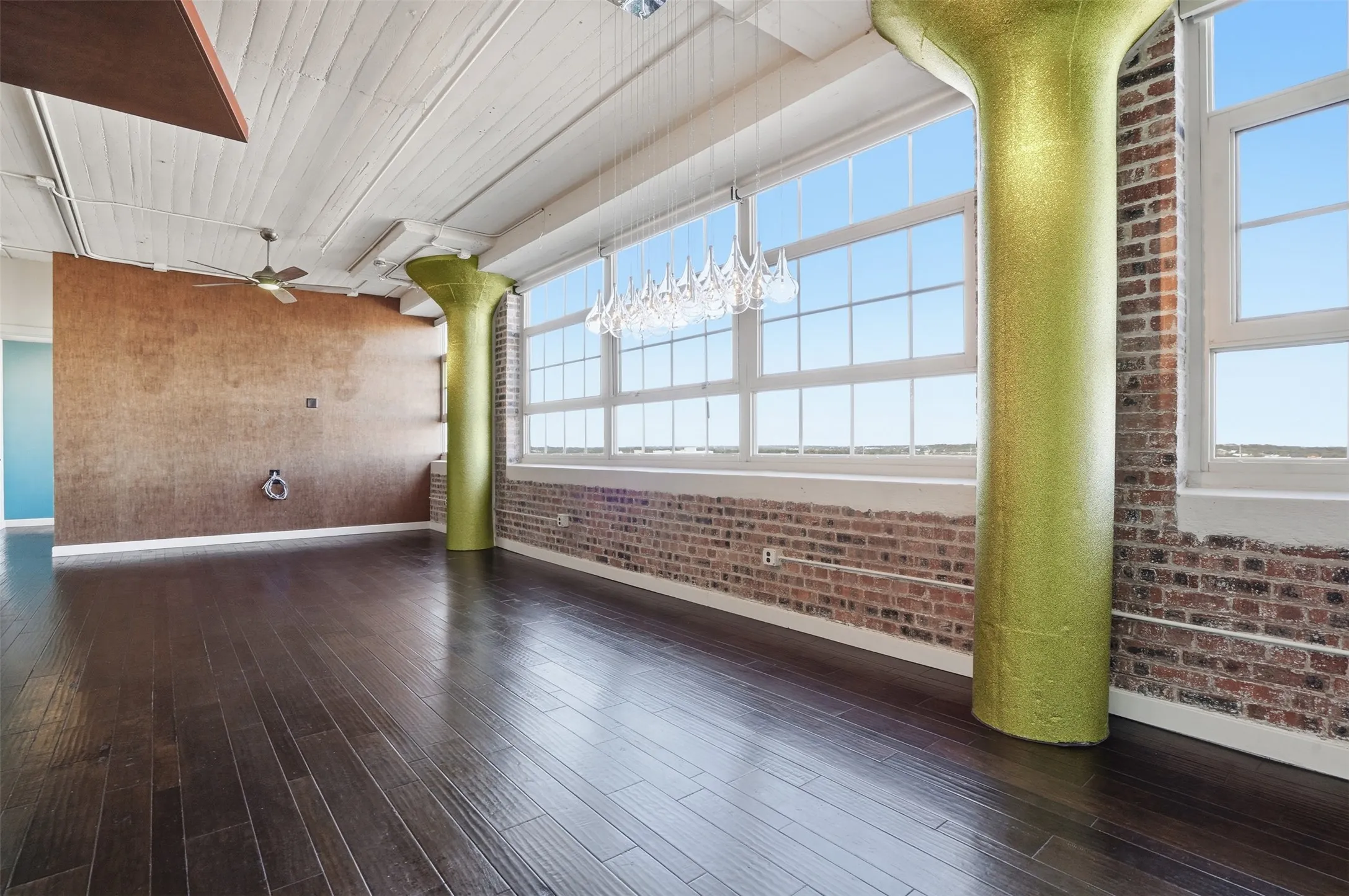 Expansive windows and Brick Walls