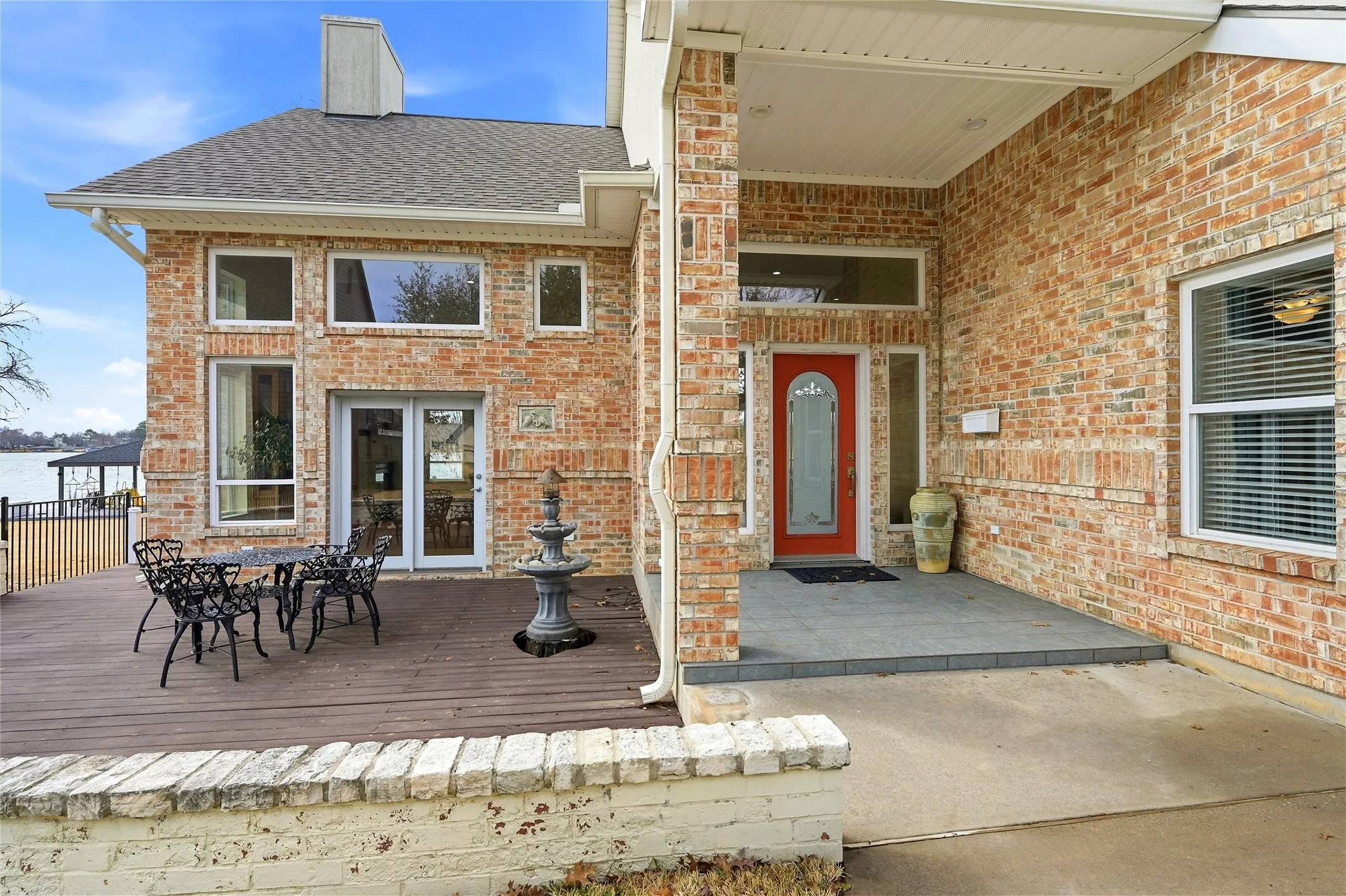 Single Family Residence For Sale in Cooke County , 143 Blackfoot Trail, Lake Kiowa, Texas 76240, 5 Bedroom, 6 Bathroom, 3 Garage spaces, 4,191 Sqft, built in 1999, mls#21320213, Real Estate Agent in Lake Kiowa, Homes For Sale in Cooke county, Homes For Sale in Lake Kiowa, Realtor in Lake Kiowa Texas, Real Estate Brokerage Independent Realty Texas, Luminita Cordes Realtor