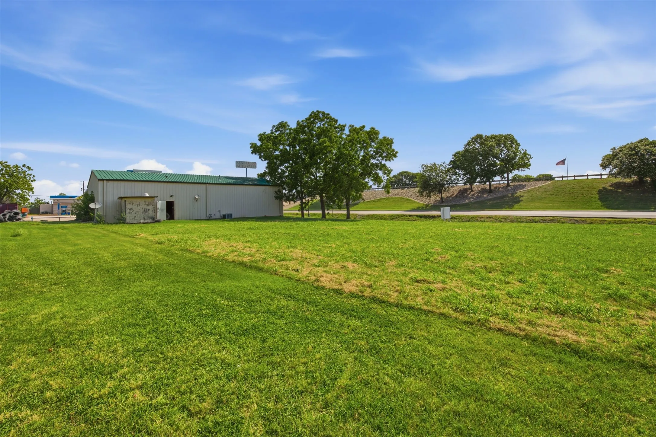 Unimproved Land For Sale in Ellis County , 510 I-45, Ferris, Texas 75125, 0, 0, Garage spaces, 0 Sqft, built in 1900, mls#21309562, Real Estate Agent in Ferris, Homes For Sale in Ellis county, Homes For Sale in Ferris, Realtor in Ferris Texas, Real Estate Brokerage Independent Realty Texas, Luminita Cordes Realtor