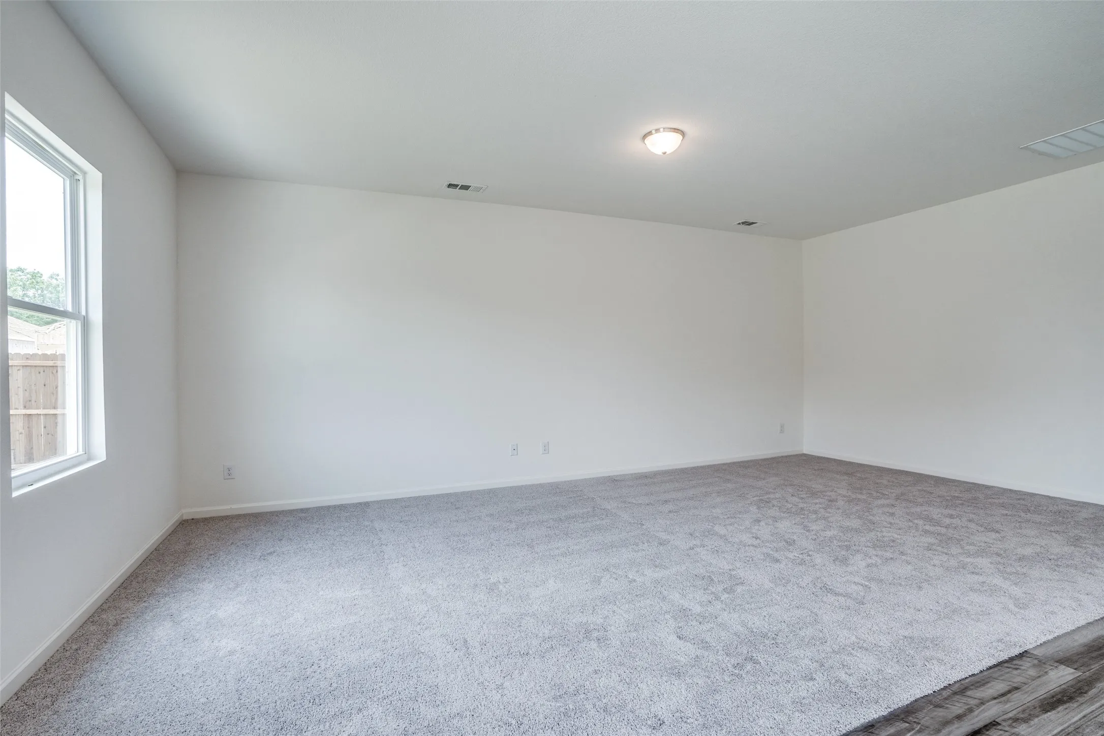 Single Family Residence For Rent in Collin County , 786 Wilshire Drive, Lavon, Texas 75166, 4 Bedroom, 2 Bathroom, 2 Garage spaces, 1,884 Sqft, built in 2021, Price $1,995, mls#21320352, Real Estate Agent in Lavon, Homes For Rent in Collin county, Homes For Rent in Lavon, Realtor in Lavon Texas, Real Estate Brokerage Independent Realty Texas, Luminita Cordes Realtor