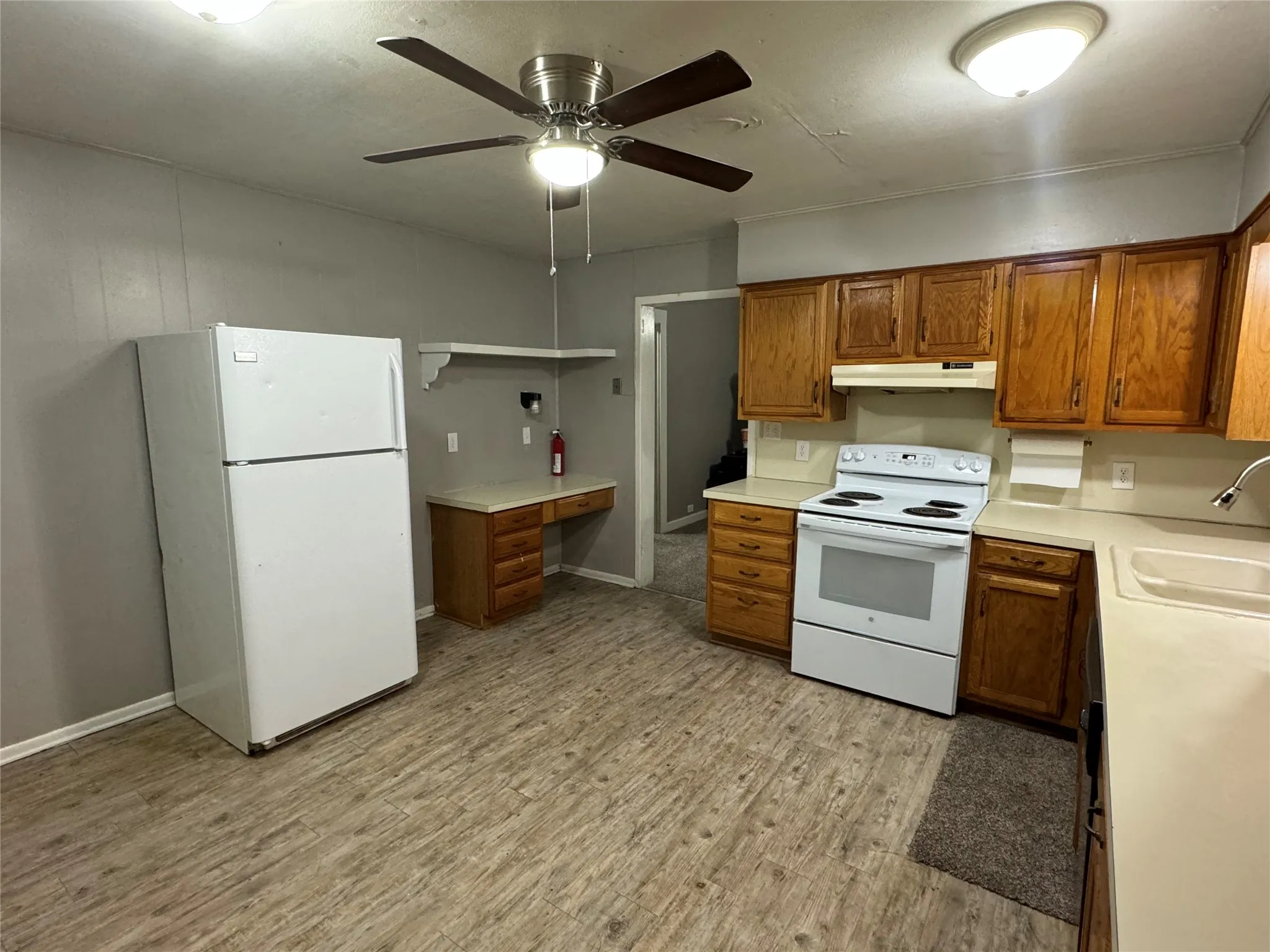 Single Family Residence For Sale in Taylor County , 2218 State Street, Abilene, Texas 79603, 2 Bedroom, 1 Bathroom, 1 Garage spaces, 1,120 Sqft, built in 1925, mls#21310856, Real Estate Agent in Abilene, Homes For Sale in Taylor county, Homes For Sale in Abilene, Realtor in Abilene Texas, Real Estate Brokerage Independent Realty Texas, Luminita Cordes Realtor