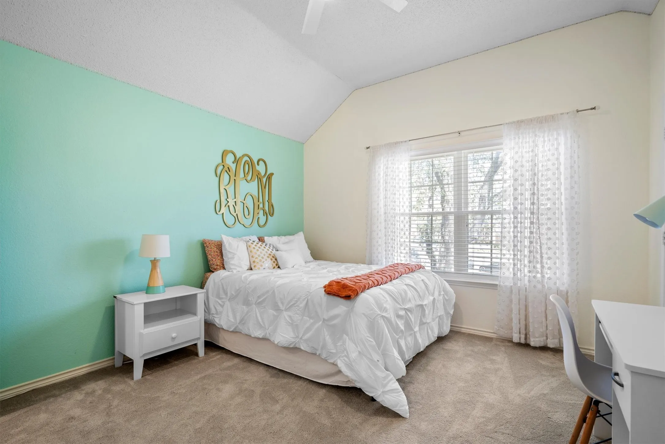 Single Family Residence For Sale in Dallas County , 153 Windham Circle, Coppell, Texas 75019, 4 Bedroom, 4 Bathroom, 2 Garage spaces, 3,592 Sqft, built in 1992, mls#21291393, Real Estate Agent in Coppell, Homes For Sale in Dallas county, Homes For Sale in Coppell, Realtor in Coppell Texas, Real Estate Brokerage Independent Realty Texas, Luminita Cordes Realtor