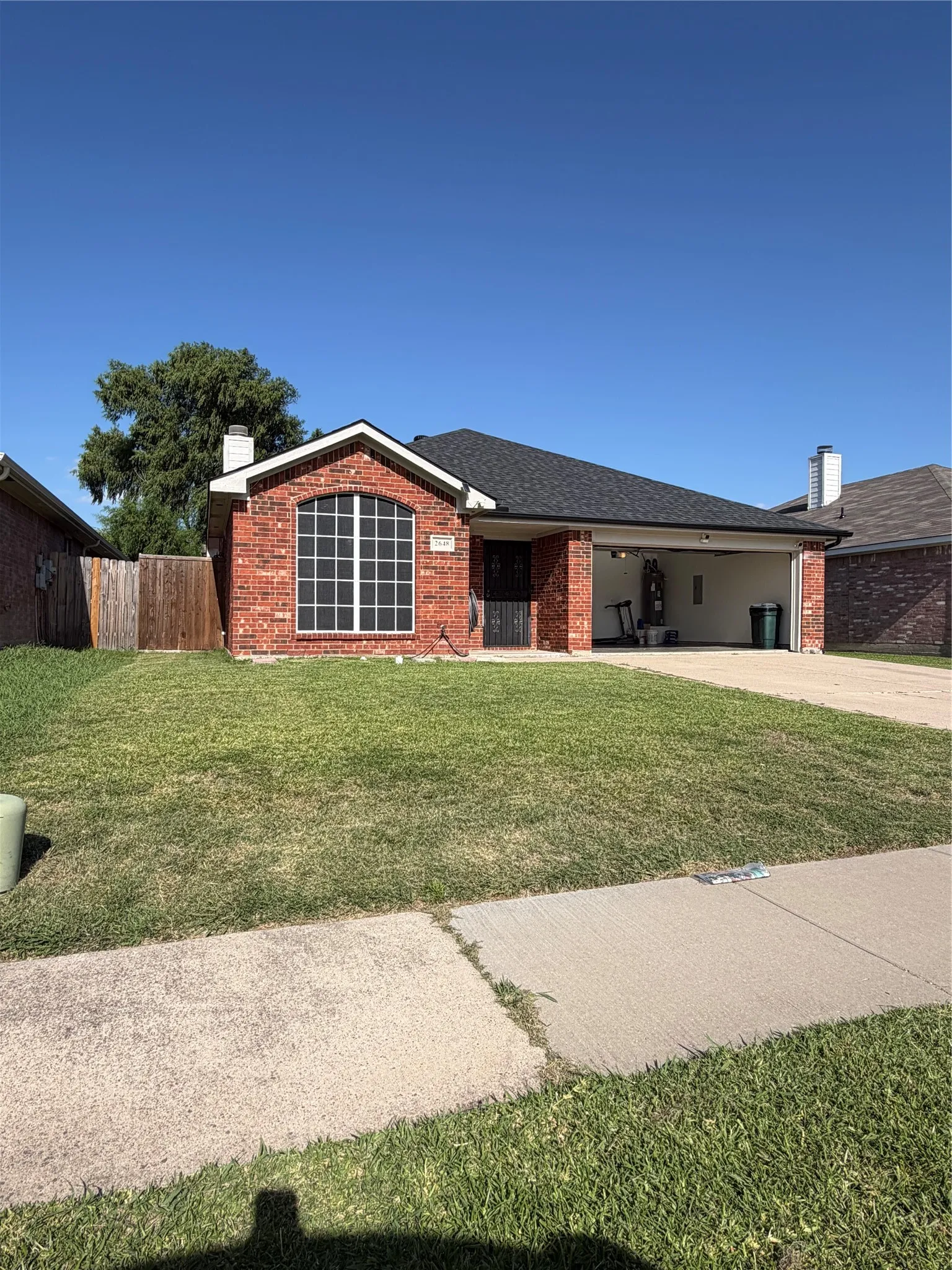 Single Family Residence For Sale in Dallas County , 2648 Carmen Drive, Grand Prairie, Texas 75052, 3 Bedroom, 2 Bathroom, 2 Garage spaces, 1,420 Sqft, built in 2003, mls#21316606, Real Estate Agent in Grand Prairie, Homes For Sale in Dallas county, Homes For Sale in Grand Prairie, Realtor in Grand Prairie Texas, Real Estate Brokerage Independent Realty Texas, Luminita Cordes Realtor