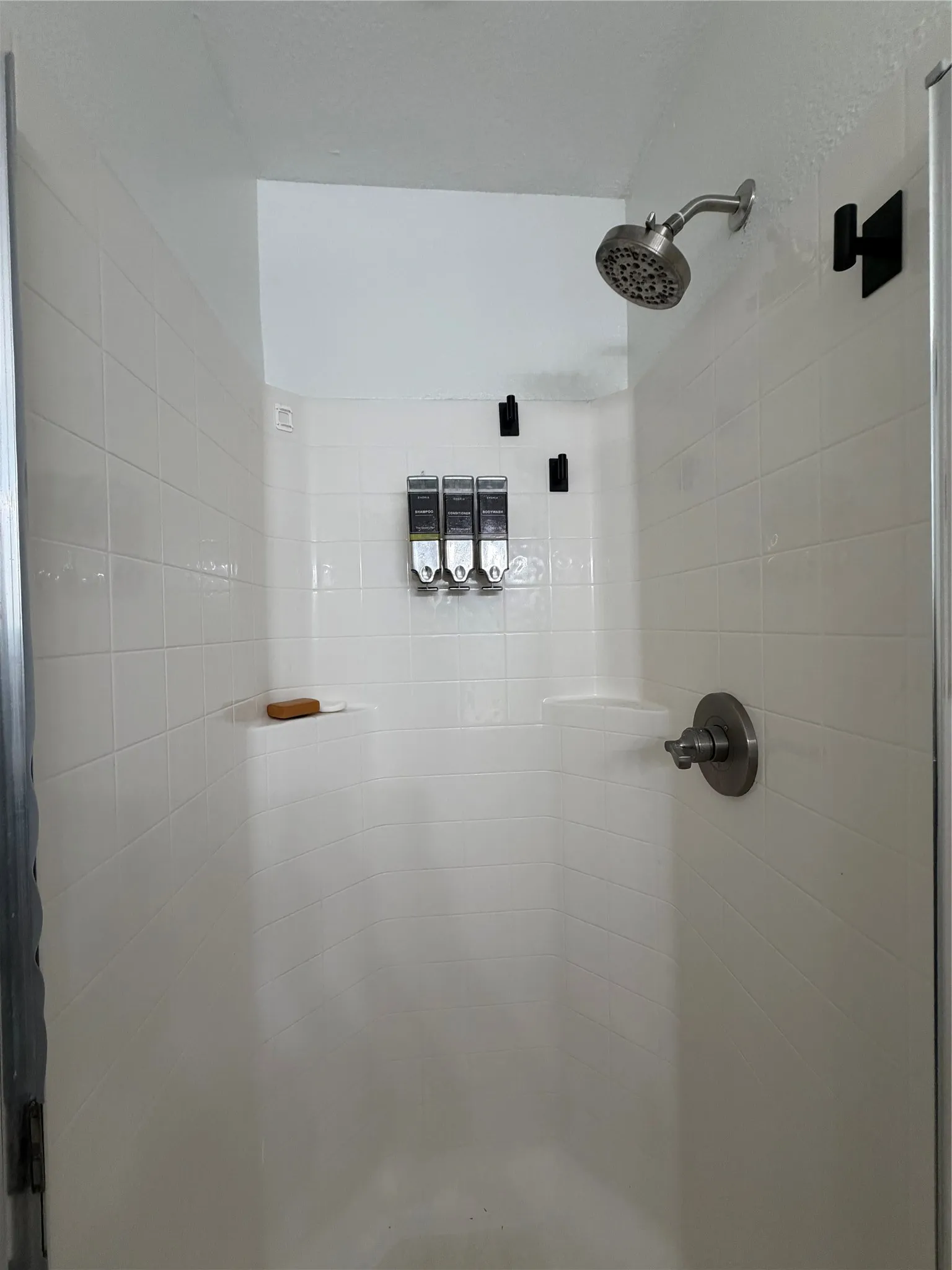 Single Family Residence For Sale in Dallas County , 2648 Carmen Drive, Grand Prairie, Texas 75052, 3 Bedroom, 2 Bathroom, 2 Garage spaces, 1,420 Sqft, built in 2003, mls#21316606, Real Estate Agent in Grand Prairie, Homes For Sale in Dallas county, Homes For Sale in Grand Prairie, Realtor in Grand Prairie Texas, Real Estate Brokerage Independent Realty Texas, Luminita Cordes Realtor