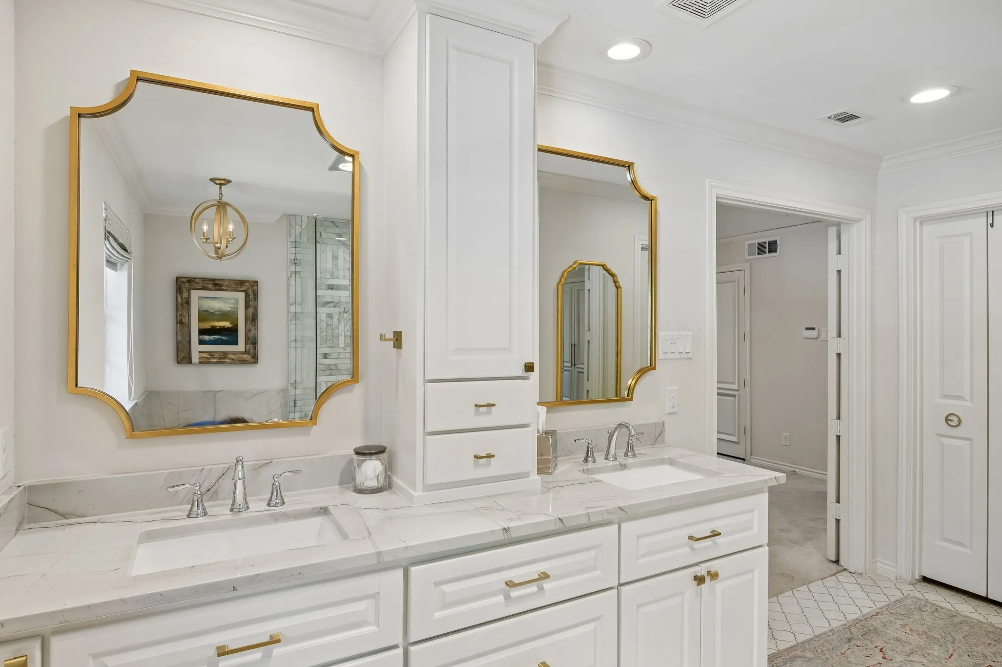 Primary Bath with Dual Sinks