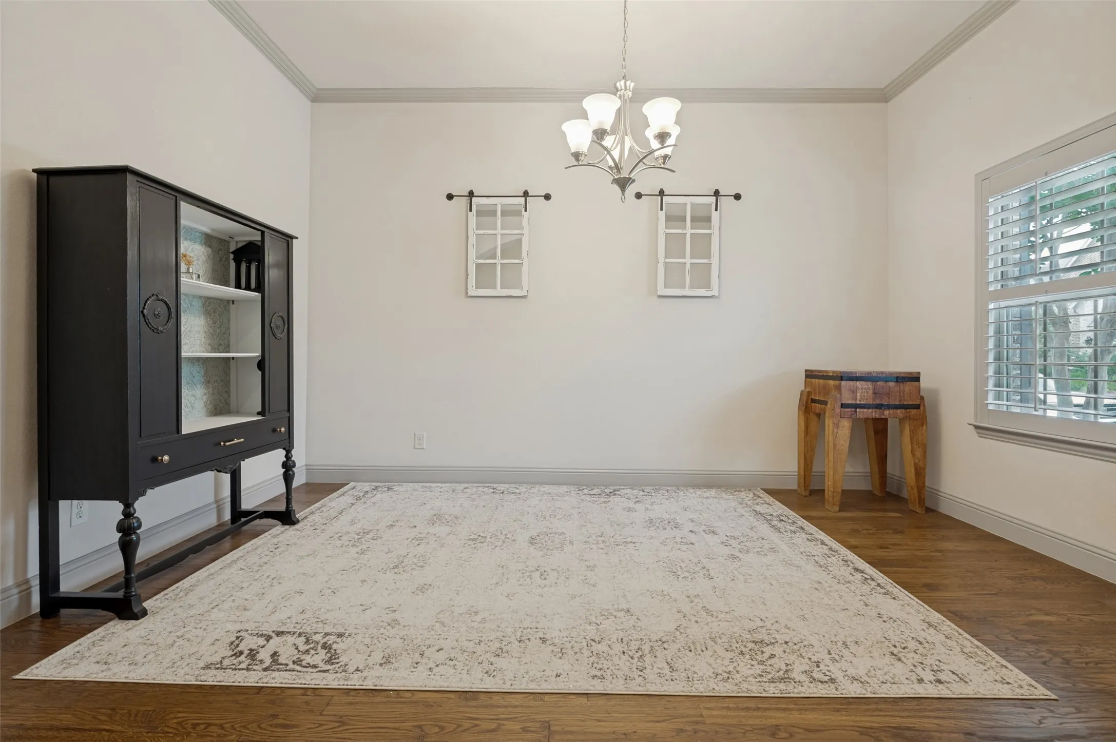 Single Family Residence For Rent in Tarrant County , 4017 Shady Forge Trail, Arlington, Texas 76005, 3 Bedroom, 3 Bathroom, 2 Garage spaces, 2,538 Sqft, built in 2013, mls#21320385, Real Estate Agent in Arlington, Homes For Rent in Tarrant county, Homes For Rent in Arlington, Realtor in Arlington Texas, Real Estate Brokerage Independent Realty Texas, Luminita Cordes Realtor