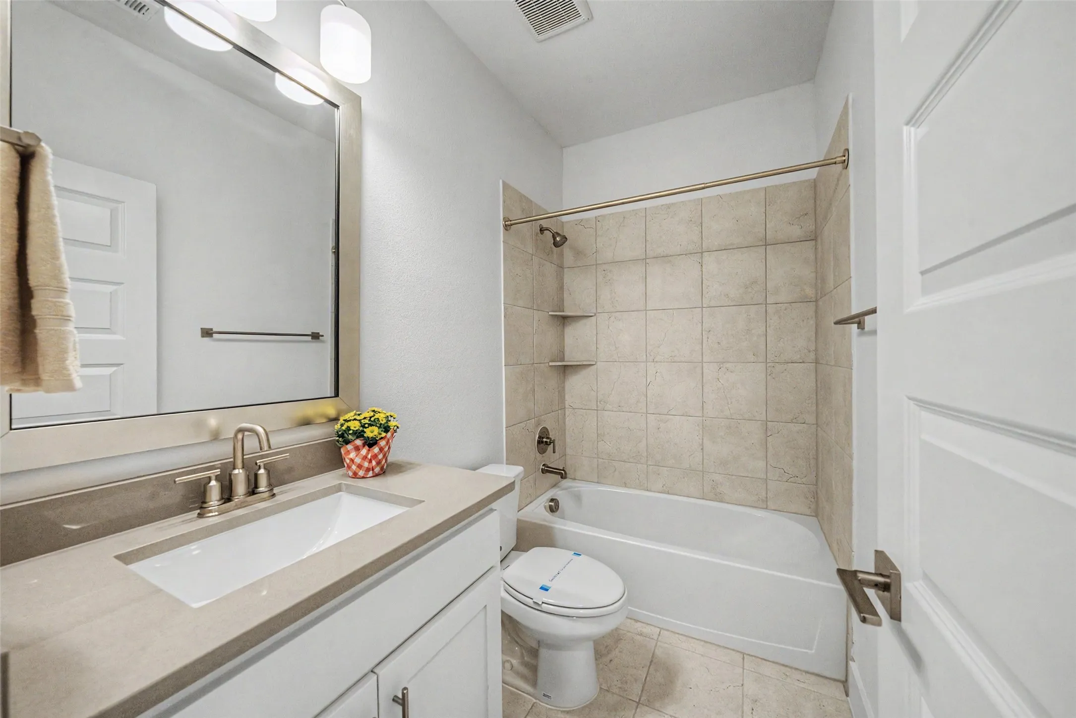 Single Family Residence For Sale in Dallas County , 618 Winners Circle, Rowlett, Texas 75088, 3 Bedroom, 4 Bathroom, 2 Garage spaces, 1,899 Sqft, built in 2023, mls#21318986, Real Estate Agent in Rowlett, Homes For Sale in Dallas county, Homes For Sale in Rowlett, Realtor in Rowlett Texas, Real Estate Brokerage Independent Realty Texas, Luminita Cordes Realtor