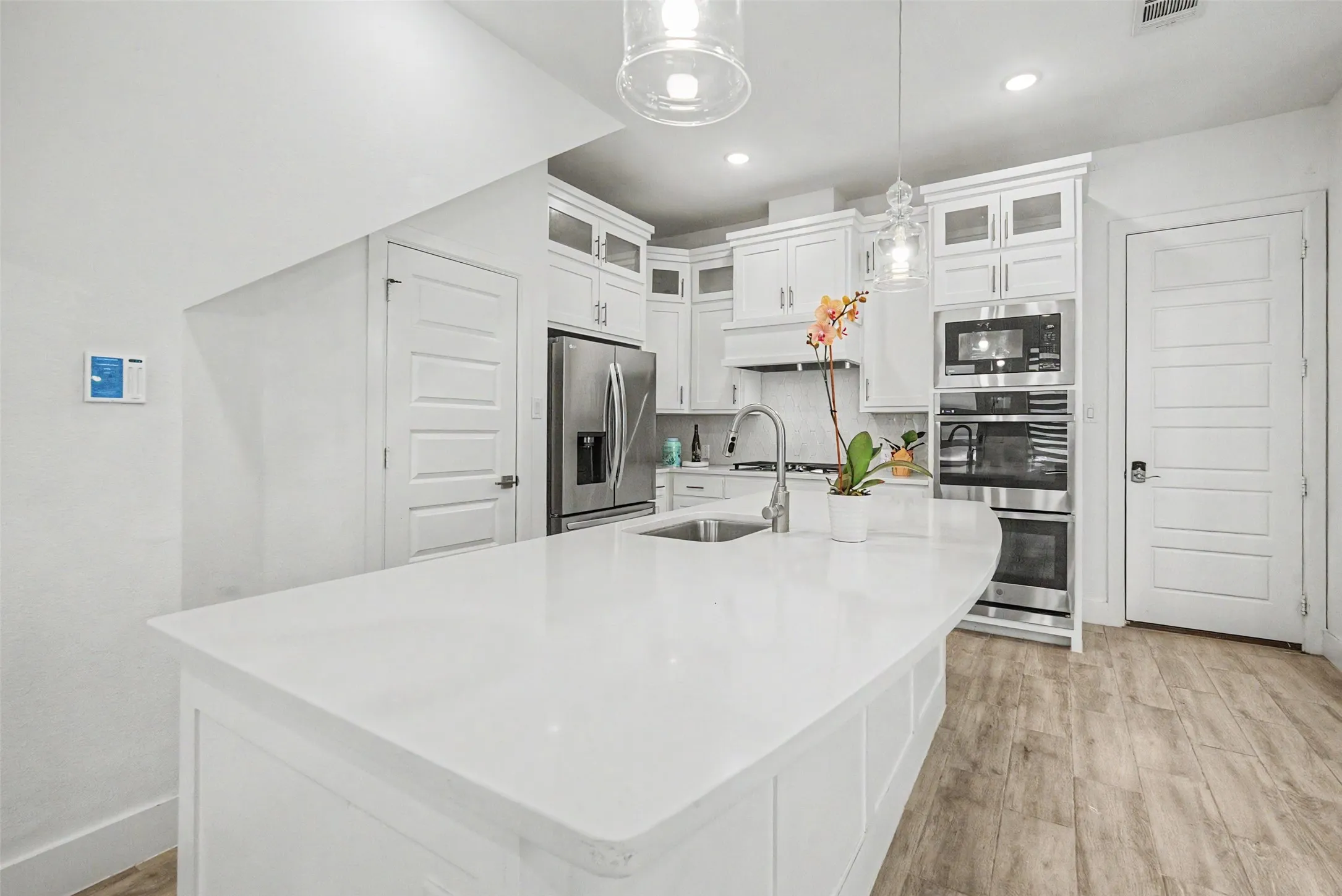 Single Family Residence For Sale in Dallas County , 618 Winners Circle, Rowlett, Texas 75088, 3 Bedroom, 4 Bathroom, 2 Garage spaces, 1,899 Sqft, built in 2023, mls#21318986, Real Estate Agent in Rowlett, Homes For Sale in Dallas county, Homes For Sale in Rowlett, Realtor in Rowlett Texas, Real Estate Brokerage Independent Realty Texas, Luminita Cordes Realtor