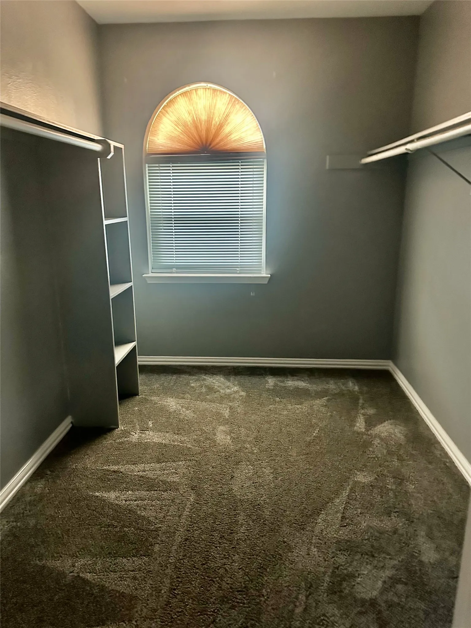 Single Family Residence For Rent in Denton County , 4412 W Dickson Lane, Little Elm, Texas 75068, 3 Bedroom, 3 Bathroom, Garage spaces, 2,815 Sqft, built in 1997, mls#21318837, Real Estate Agent in Little Elm, Homes For Rent in Denton county, Homes For Rent in Little Elm, Realtor in Little Elm Texas, Real Estate Brokerage Independent Realty Texas, Luminita Cordes Realtor