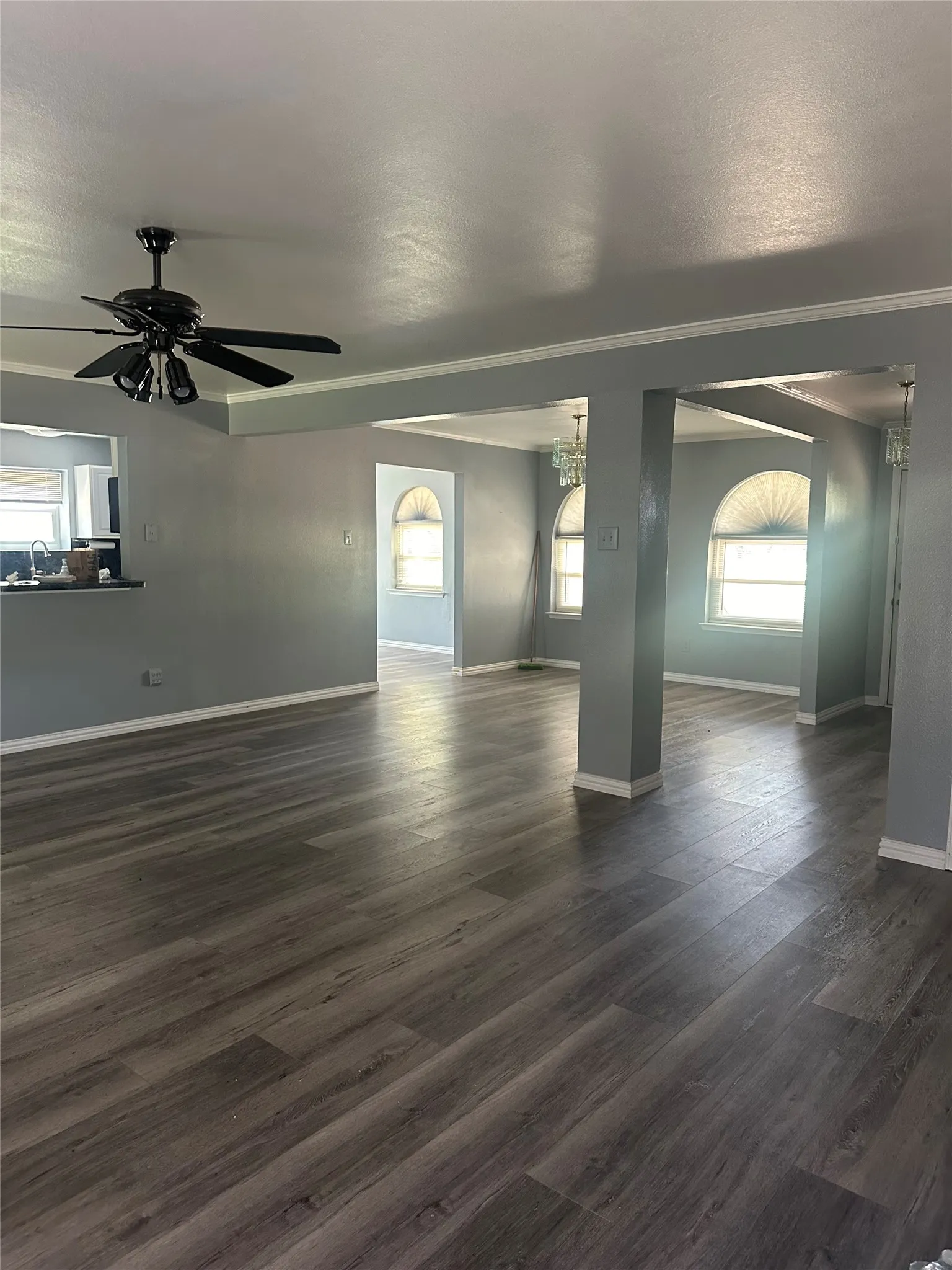Single Family Residence For Rent in Denton County , 4412 W Dickson Lane, Little Elm, Texas 75068, 3 Bedroom, 3 Bathroom, Garage spaces, 2,815 Sqft, built in 1997, mls#21318837, Real Estate Agent in Little Elm, Homes For Rent in Denton county, Homes For Rent in Little Elm, Realtor in Little Elm Texas, Real Estate Brokerage Independent Realty Texas, Luminita Cordes Realtor