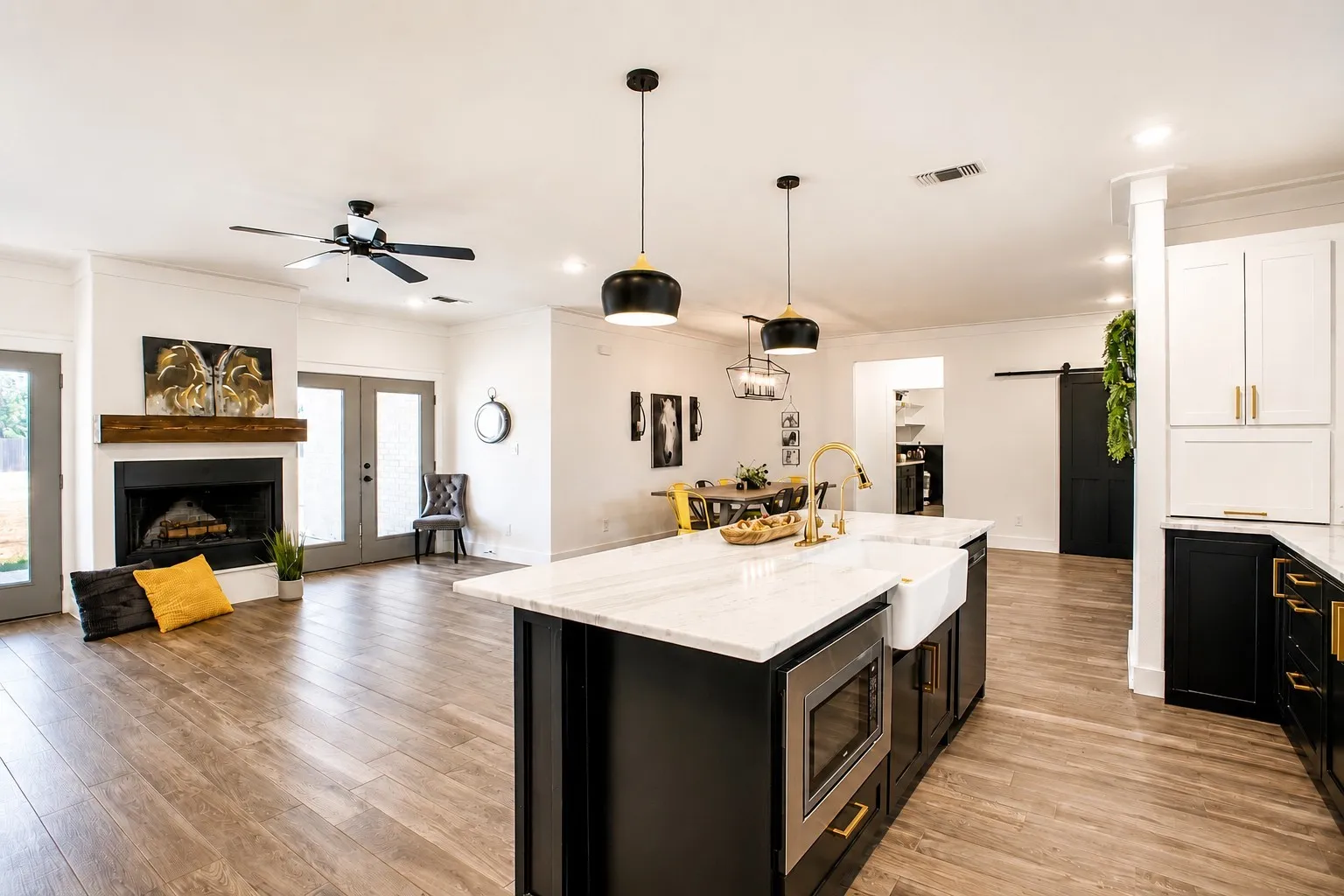 Single Family Residence For Sale in Parker County , 311 Dobbs Trail, Springtown, Texas 76082, 3 Bedroom, 3 Bathroom, 2 Garage spaces, 2,322 Sqft, built in 2020, mls#21318910, Real Estate Agent in Springtown, Homes For Sale in Parker county, Homes For Sale in Springtown, Realtor in Springtown Texas, Real Estate Brokerage Independent Realty Texas, Luminita Cordes Realtor