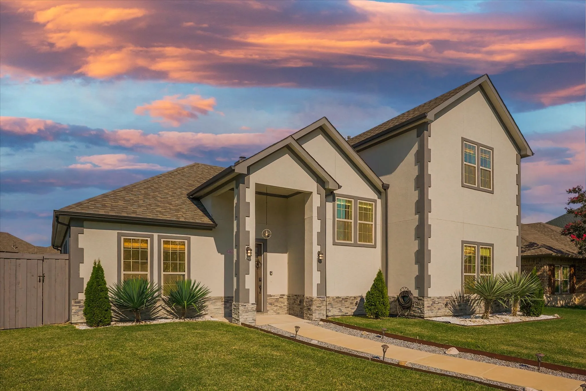 Single Family Residence For Rent in Dallas County , 4713 Highgate Lane, Rowlett, Texas 75088, 5 Bedroom, 3 Bathroom, 2 Garage spaces, 2,833 Sqft, built in 2018, mls#21304248, Real Estate Agent in Rowlett, Homes For Rent in Dallas county, Homes For Rent in Rowlett, Realtor in Rowlett Texas, Real Estate Brokerage Independent Realty Texas, Luminita Cordes Realtor