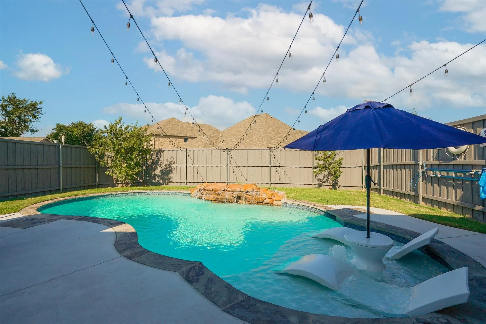 Single Family Residence For Rent in Dallas County , 4713 Highgate Lane, Rowlett, Texas 75088, 5 Bedroom, 3 Bathroom, 2 Garage spaces, 2,833 Sqft, built in 2018, mls#21304248, Real Estate Agent in Rowlett, Homes For Rent in Dallas county, Homes For Rent in Rowlett, Realtor in Rowlett Texas, Real Estate Brokerage Independent Realty Texas, Luminita Cordes Realtor