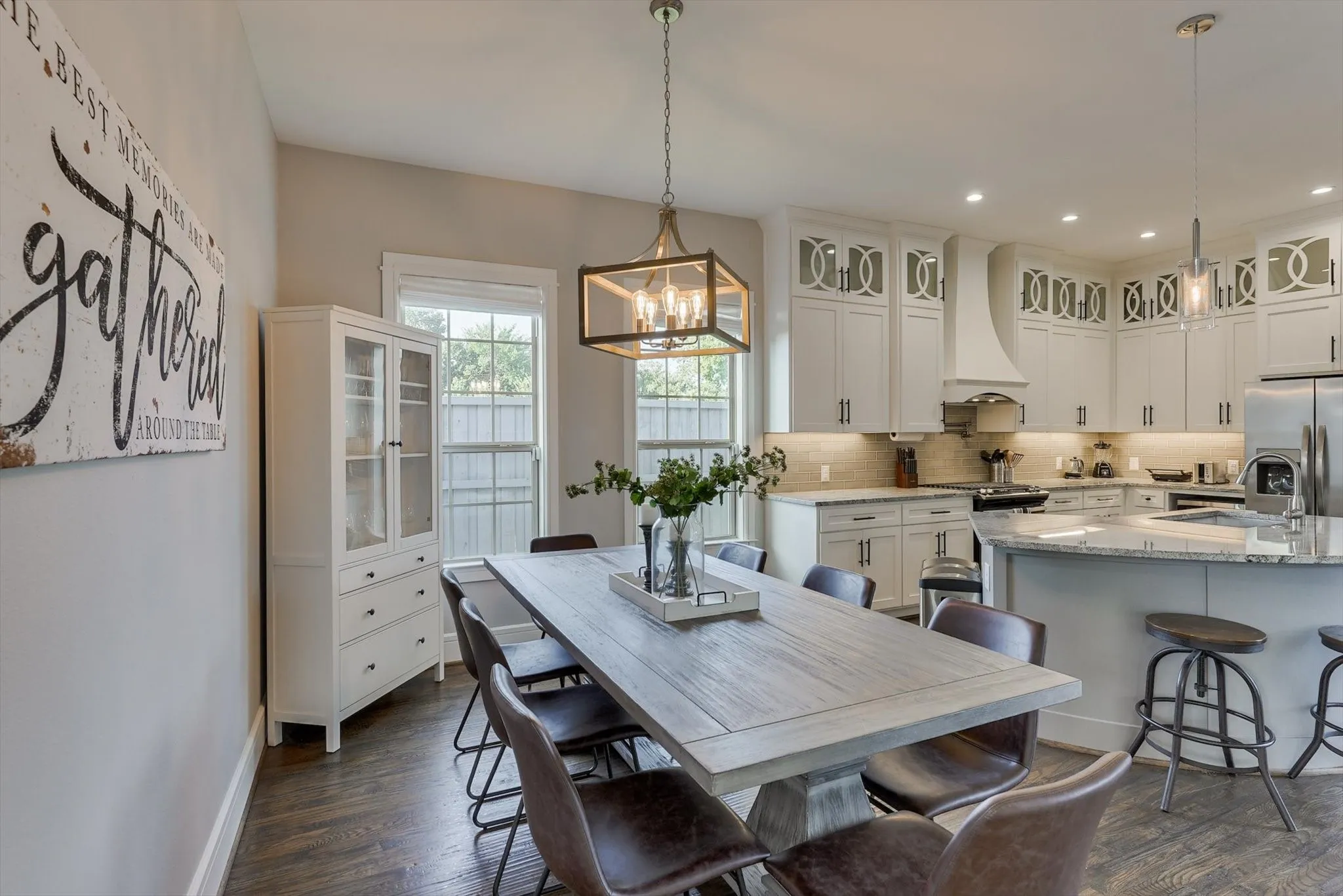 Single Family Residence For Rent in Dallas County , 4713 Highgate Lane, Rowlett, Texas 75088, 5 Bedroom, 3 Bathroom, 2 Garage spaces, 2,833 Sqft, built in 2018, mls#21304248, Real Estate Agent in Rowlett, Homes For Rent in Dallas county, Homes For Rent in Rowlett, Realtor in Rowlett Texas, Real Estate Brokerage Independent Realty Texas, Luminita Cordes Realtor