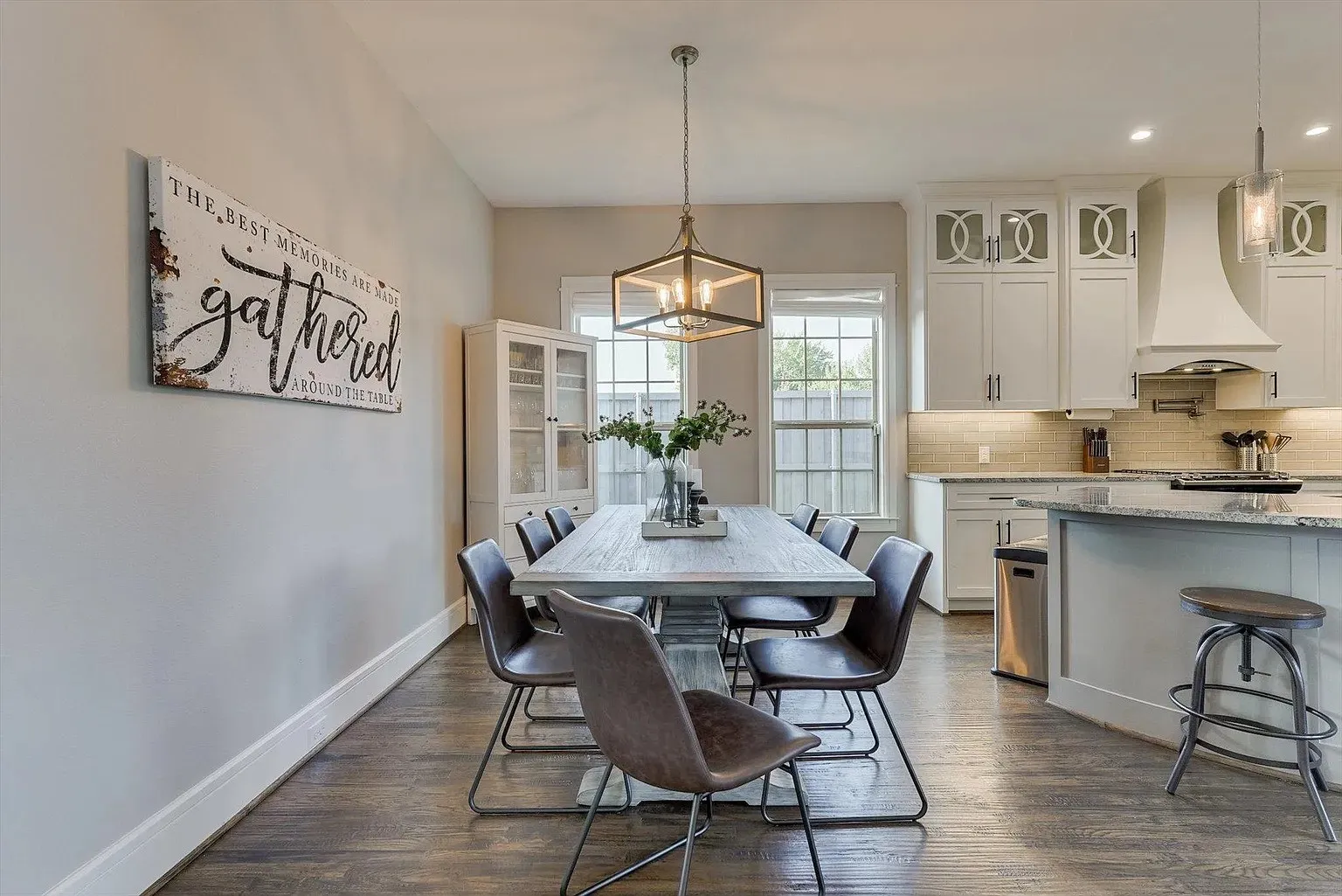 Single Family Residence For Rent in Dallas County , 4713 Highgate Lane, Rowlett, Texas 75088, 5 Bedroom, 3 Bathroom, 2 Garage spaces, 2,833 Sqft, built in 2018, mls#21304248, Real Estate Agent in Rowlett, Homes For Rent in Dallas county, Homes For Rent in Rowlett, Realtor in Rowlett Texas, Real Estate Brokerage Independent Realty Texas, Luminita Cordes Realtor