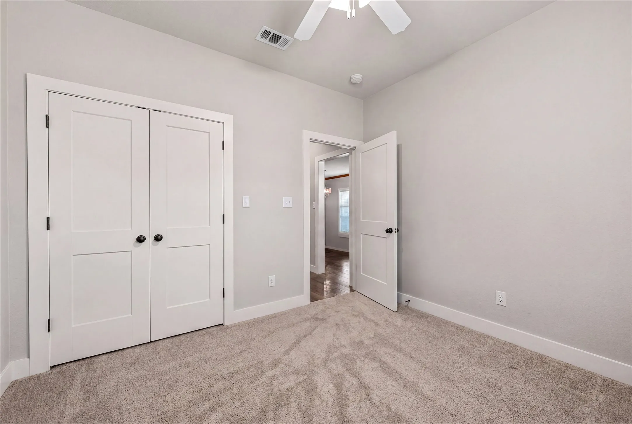 Single Family Residence For Sale in Mc Lennan County , 3226 Pine Avenue, Waco, Texas 76708, 3 Bedroom, 2 Bathroom, 2 Garage spaces, 1,330 Sqft, built in 2020, mls#21318061, Real Estate Agent in Waco, Homes For Sale in Mc Lennan county, Homes For Sale in Waco, Realtor in Waco Texas, Real Estate Brokerage Independent Realty Texas, Luminita Cordes Realtor