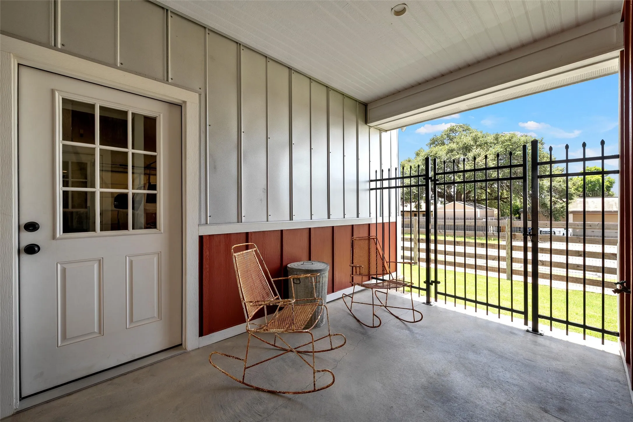 Single Family Residence For Sale in Mc Lennan County , 3226 Pine Avenue, Waco, Texas 76708, 3 Bedroom, 2 Bathroom, 2 Garage spaces, 1,330 Sqft, built in 2020, mls#21318061, Real Estate Agent in Waco, Homes For Sale in Mc Lennan county, Homes For Sale in Waco, Realtor in Waco Texas, Real Estate Brokerage Independent Realty Texas, Luminita Cordes Realtor