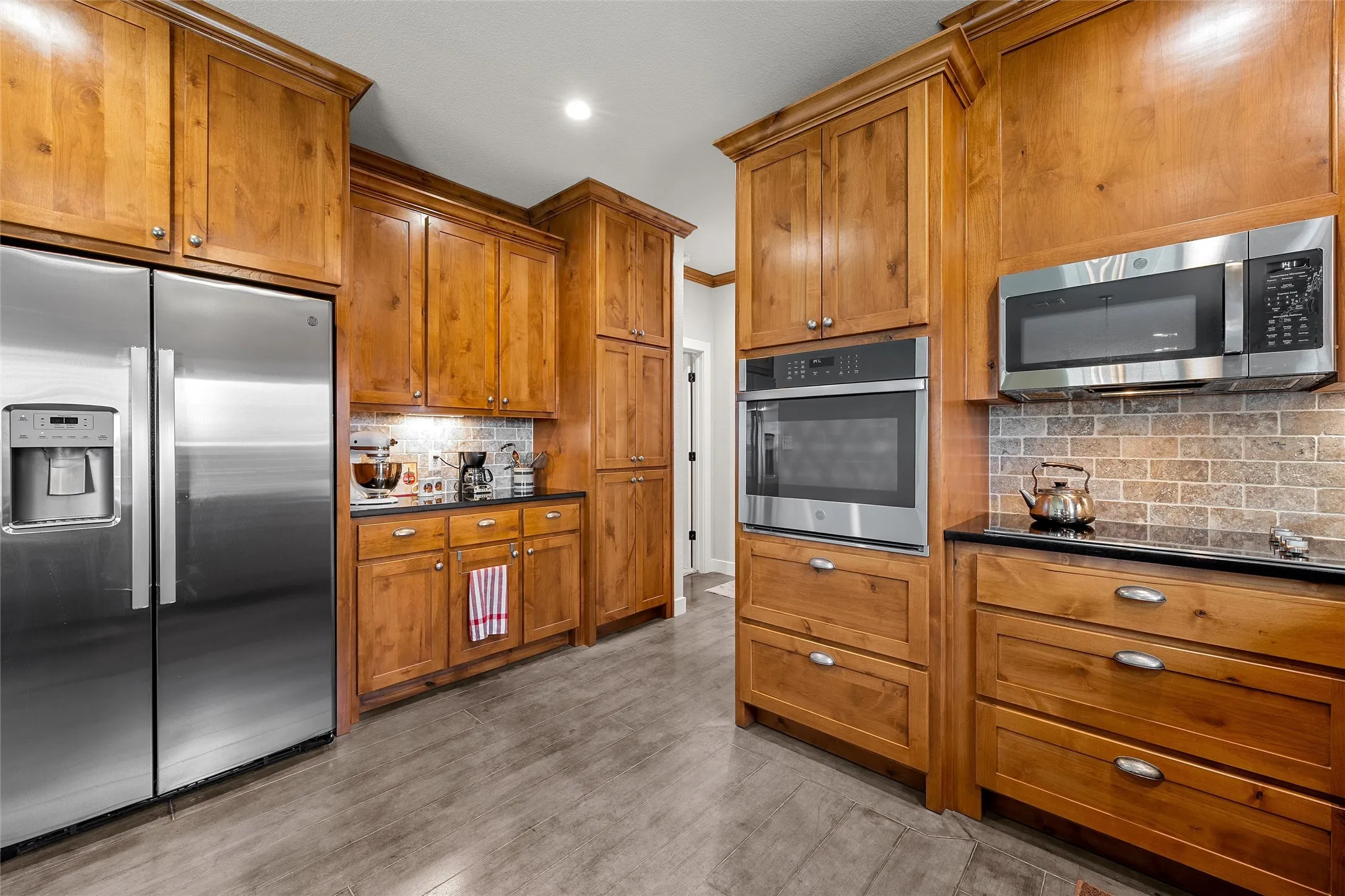 Single Family Residence For Sale in Mc Lennan County , 3226 Pine Avenue, Waco, Texas 76708, 3 Bedroom, 2 Bathroom, 2 Garage spaces, 1,330 Sqft, built in 2020, mls#21318061, Real Estate Agent in Waco, Homes For Sale in Mc Lennan county, Homes For Sale in Waco, Realtor in Waco Texas, Real Estate Brokerage Independent Realty Texas, Luminita Cordes Realtor