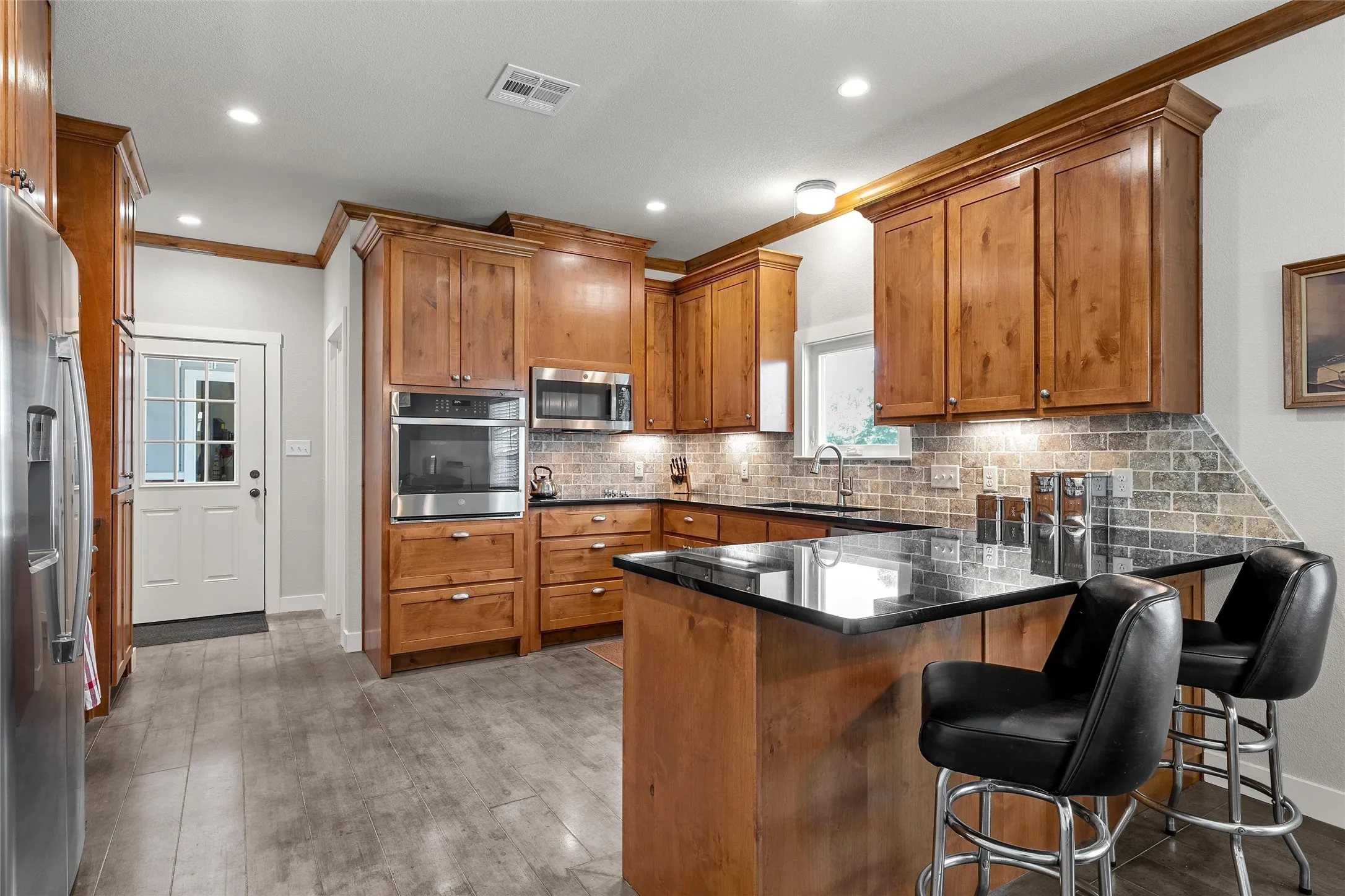Single Family Residence For Sale in Mc Lennan County , 3226 Pine Avenue, Waco, Texas 76708, 3 Bedroom, 2 Bathroom, 2 Garage spaces, 1,330 Sqft, built in 2020, mls#21318061, Real Estate Agent in Waco, Homes For Sale in Mc Lennan county, Homes For Sale in Waco, Realtor in Waco Texas, Real Estate Brokerage Independent Realty Texas, Luminita Cordes Realtor